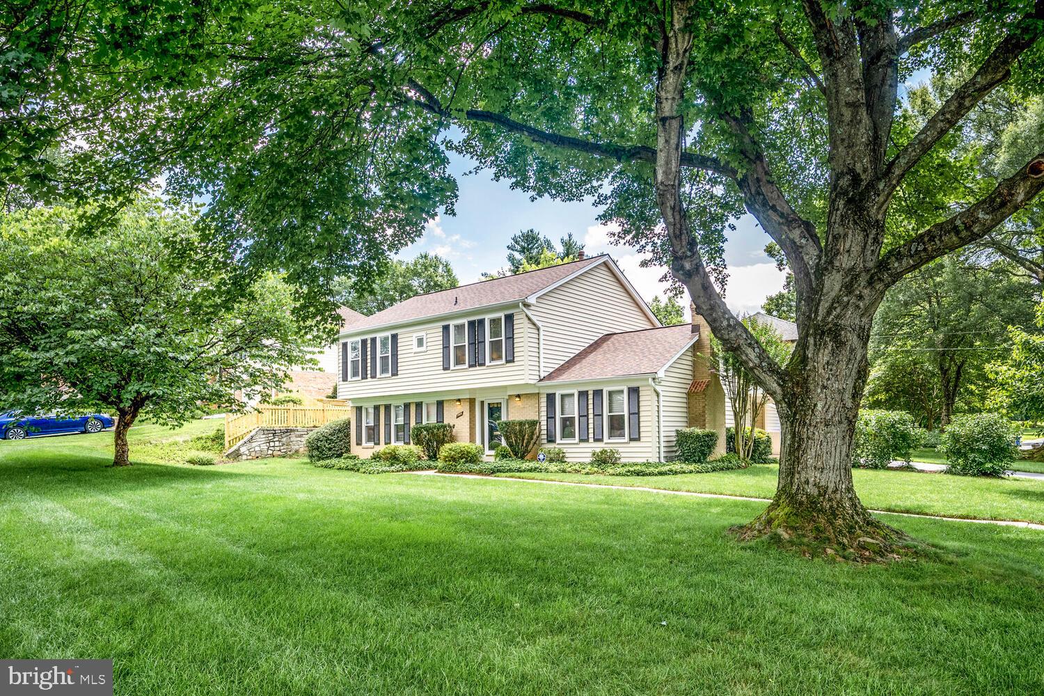 REGENCY ESTATES - Residential