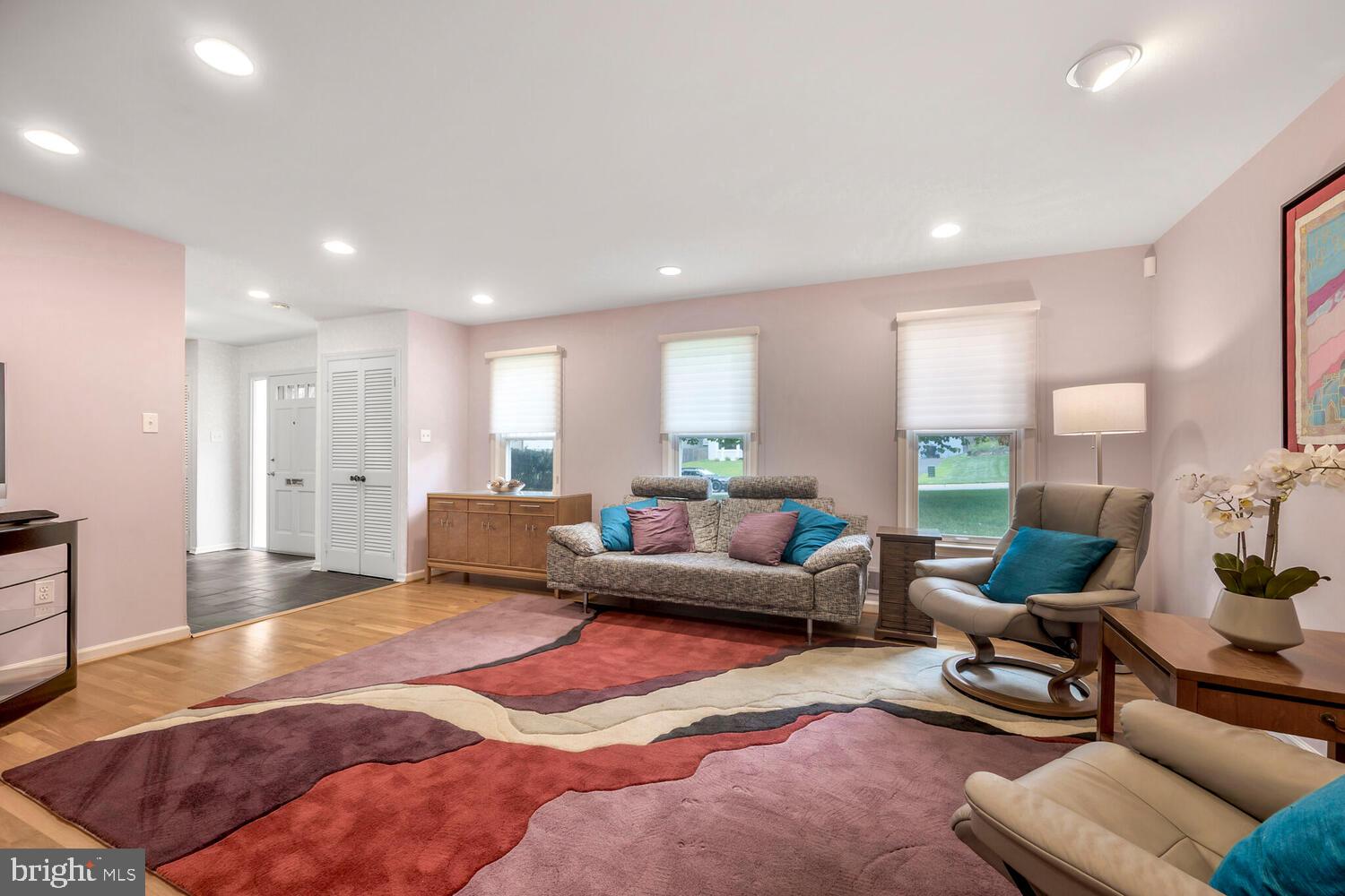 REGENCY ESTATES - Residential