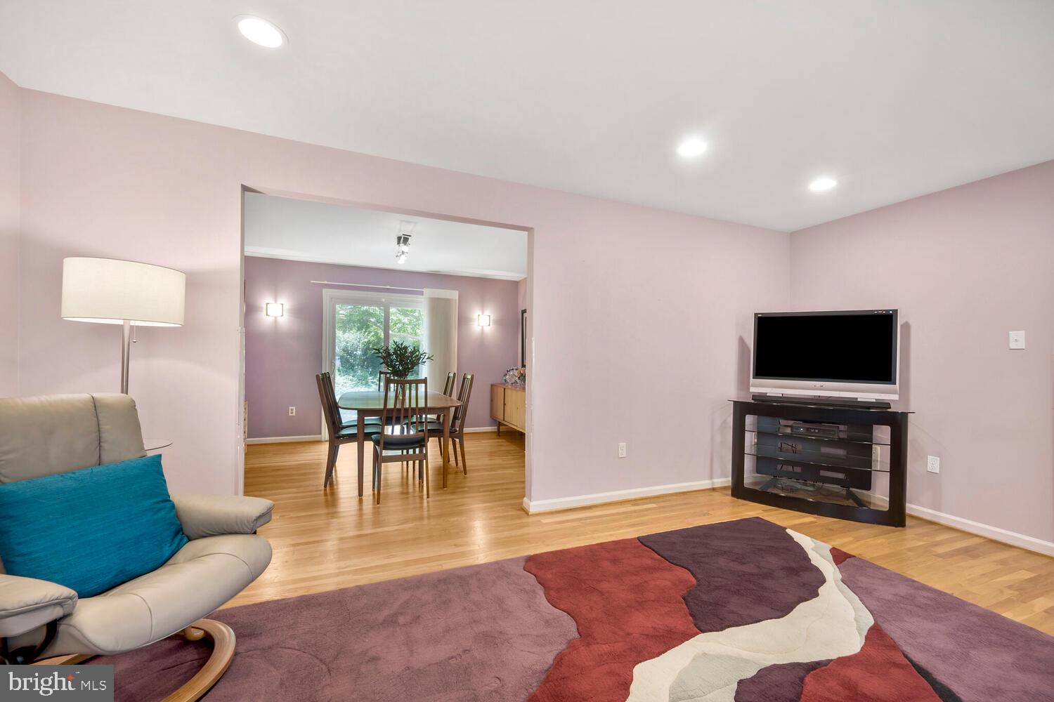 REGENCY ESTATES - Residential