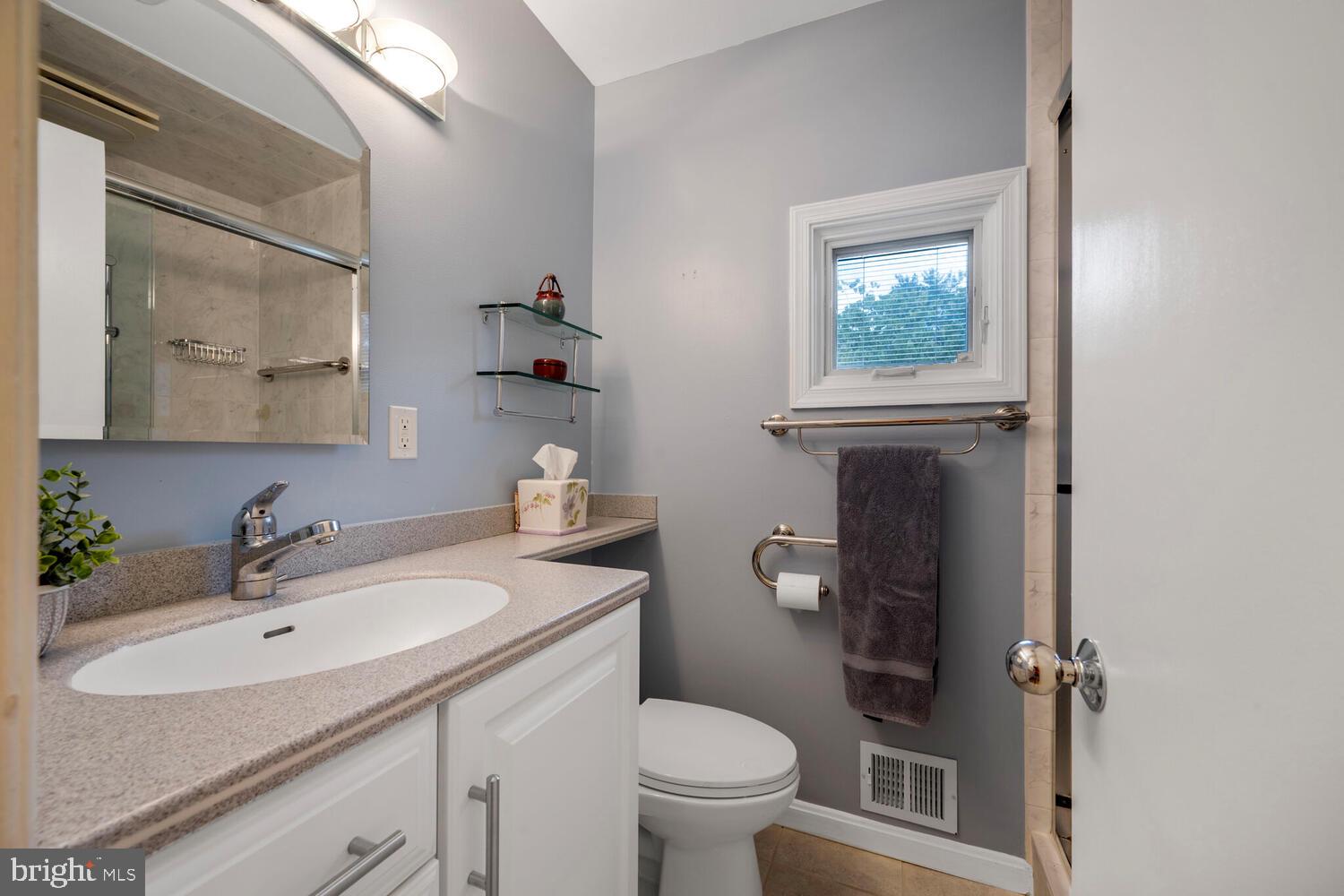 REGENCY ESTATES - Residential