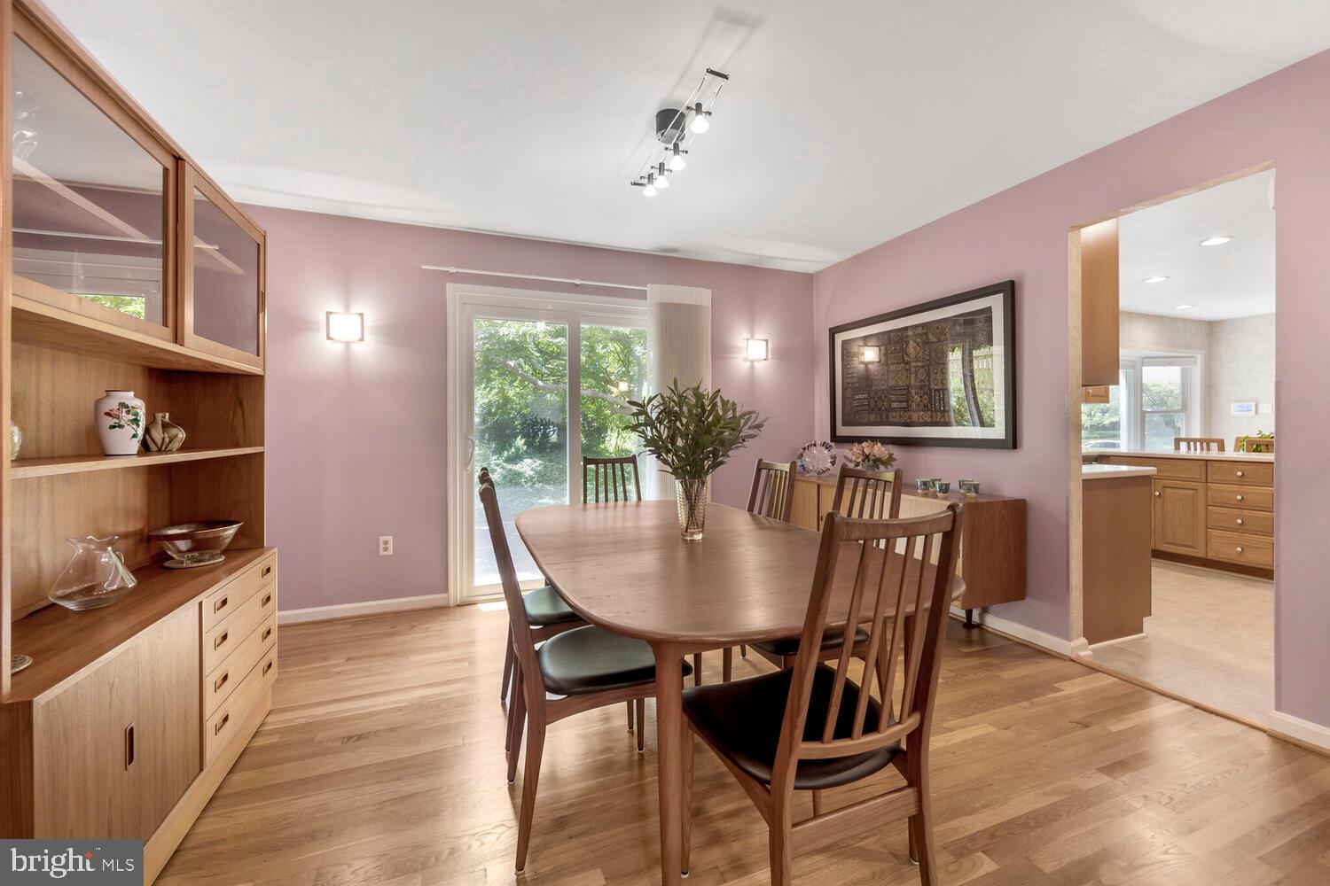 REGENCY ESTATES - Residential