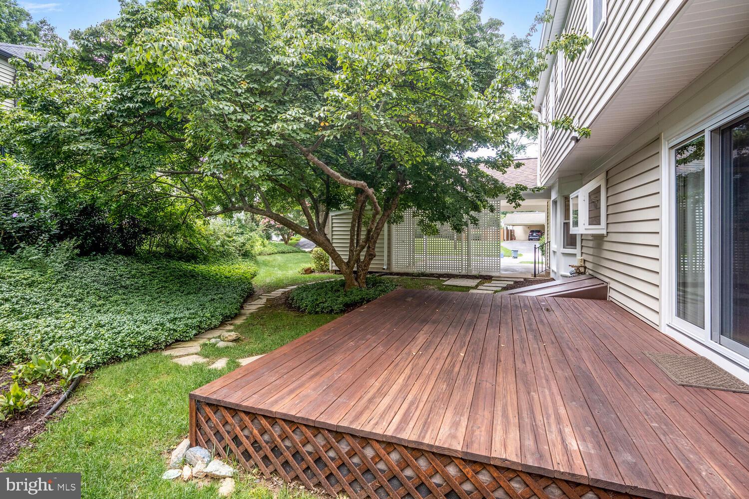 REGENCY ESTATES - Residential