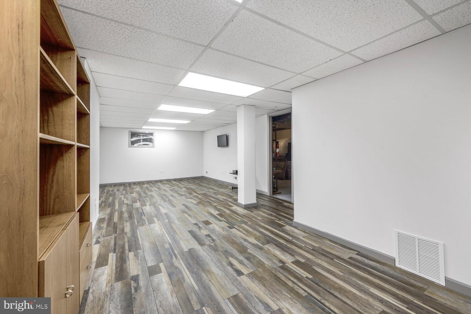 REGENCY ESTATES - Residential