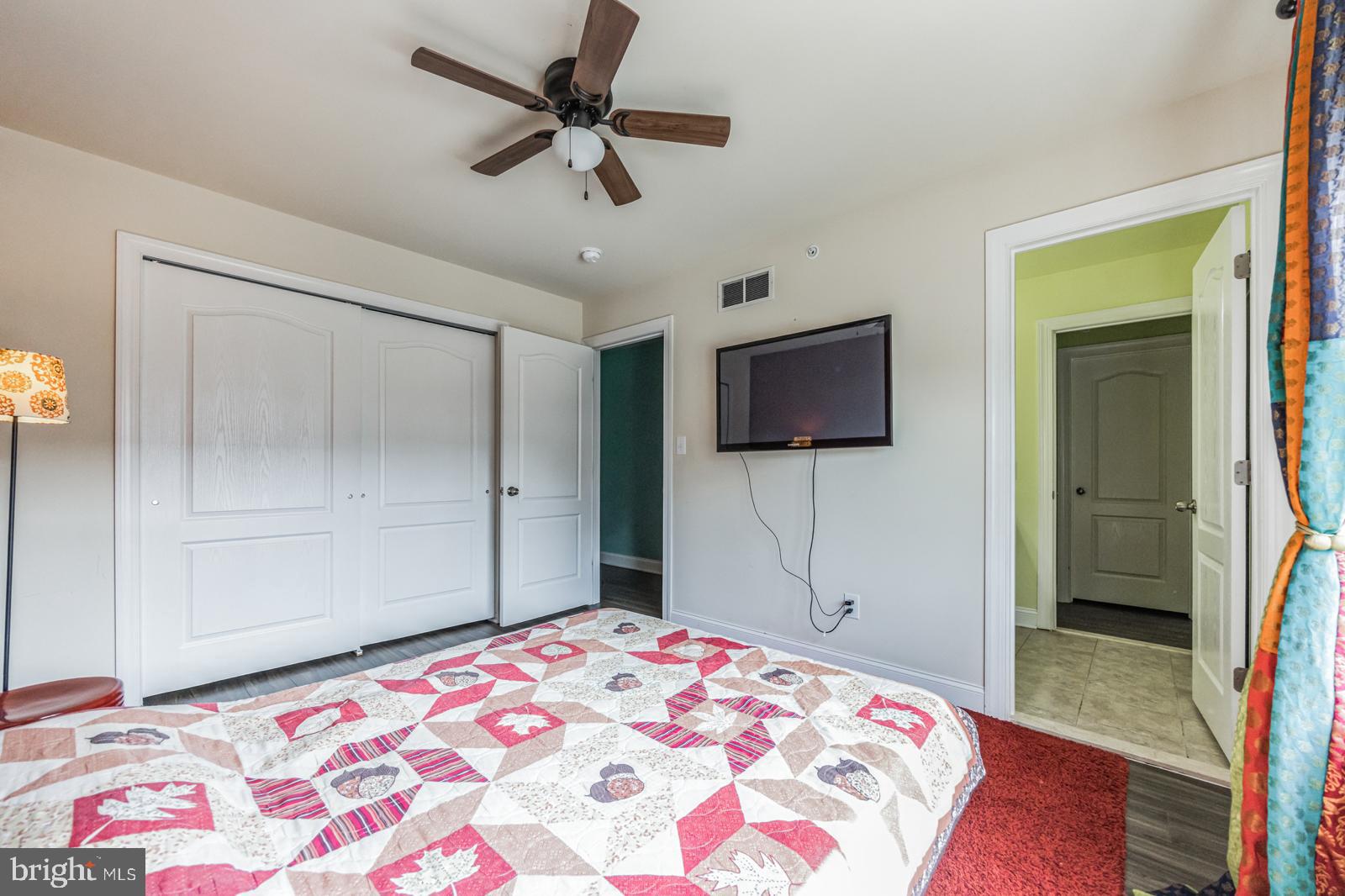 TOWN CENTRE CROSSING - Residential Lease