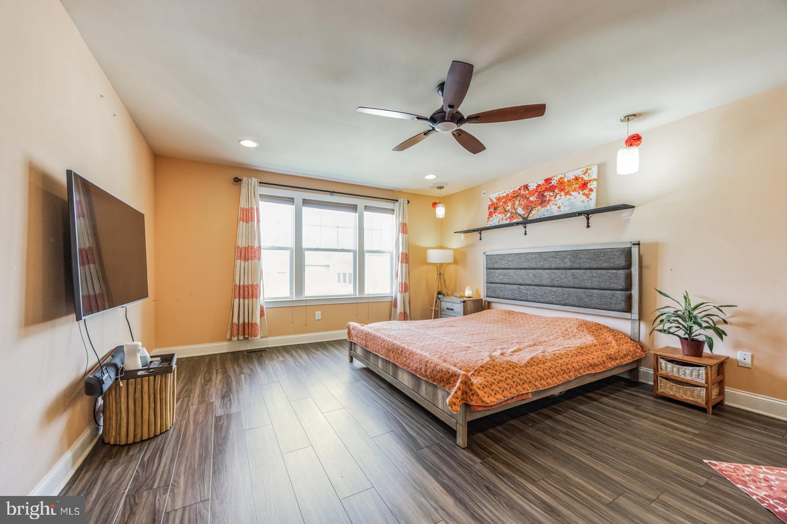 TOWN CENTRE CROSSING - Residential Lease