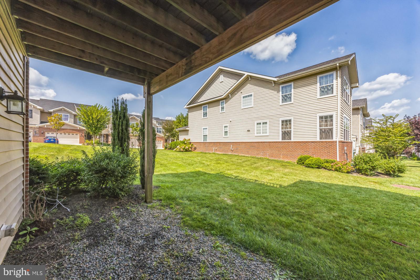 TOWN CENTRE CROSSING - Residential Lease