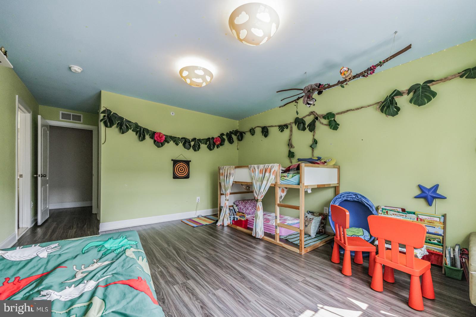 TOWN CENTRE CROSSING - Residential Lease