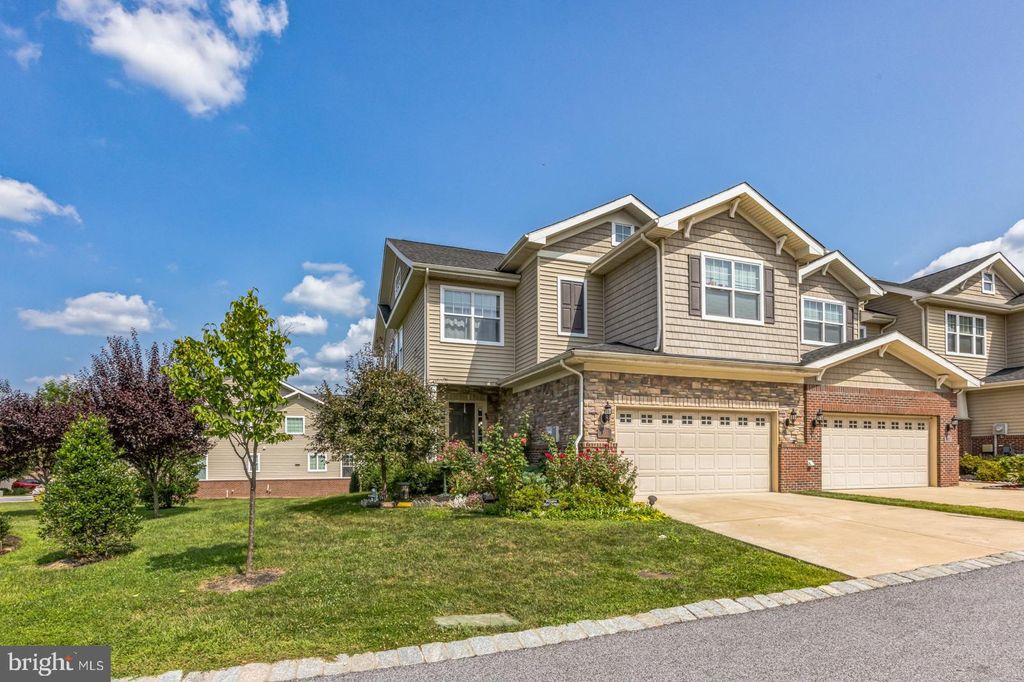 Photo of 105 Elton Farm Circle, GLEN MILLS, PA 19342 (MLS # PADE2103304)