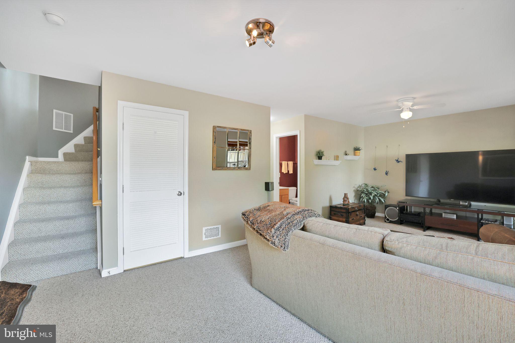 MEMORIAL HEIGHTS - Residential