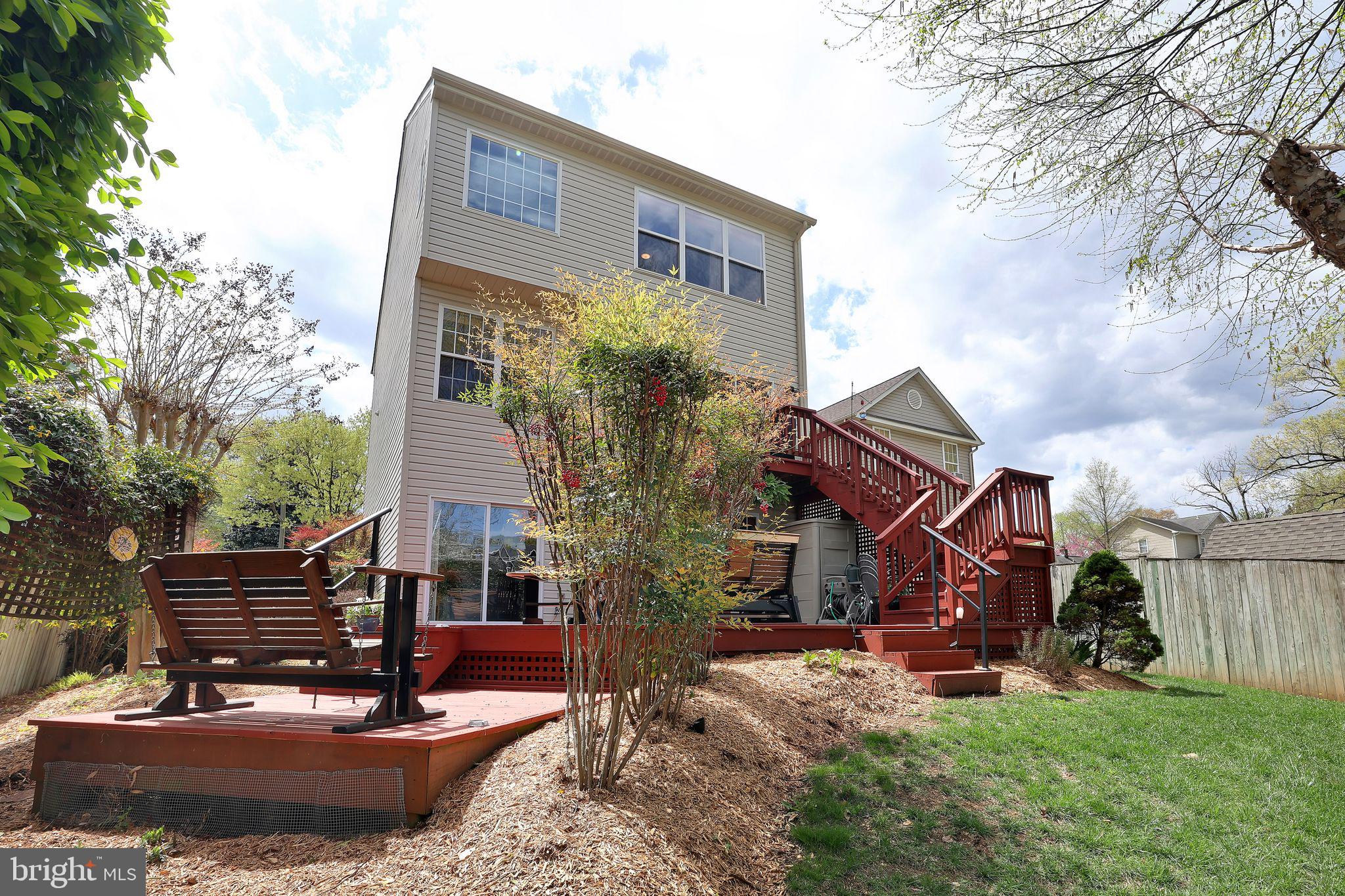 MEMORIAL HEIGHTS - Residential