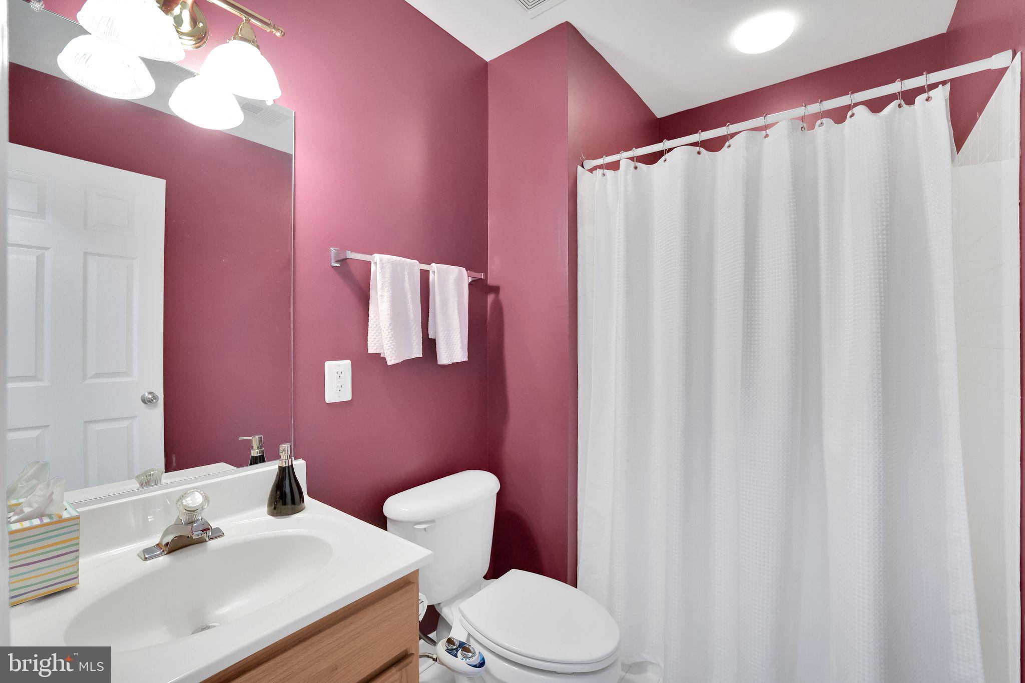 MEMORIAL HEIGHTS - Residential