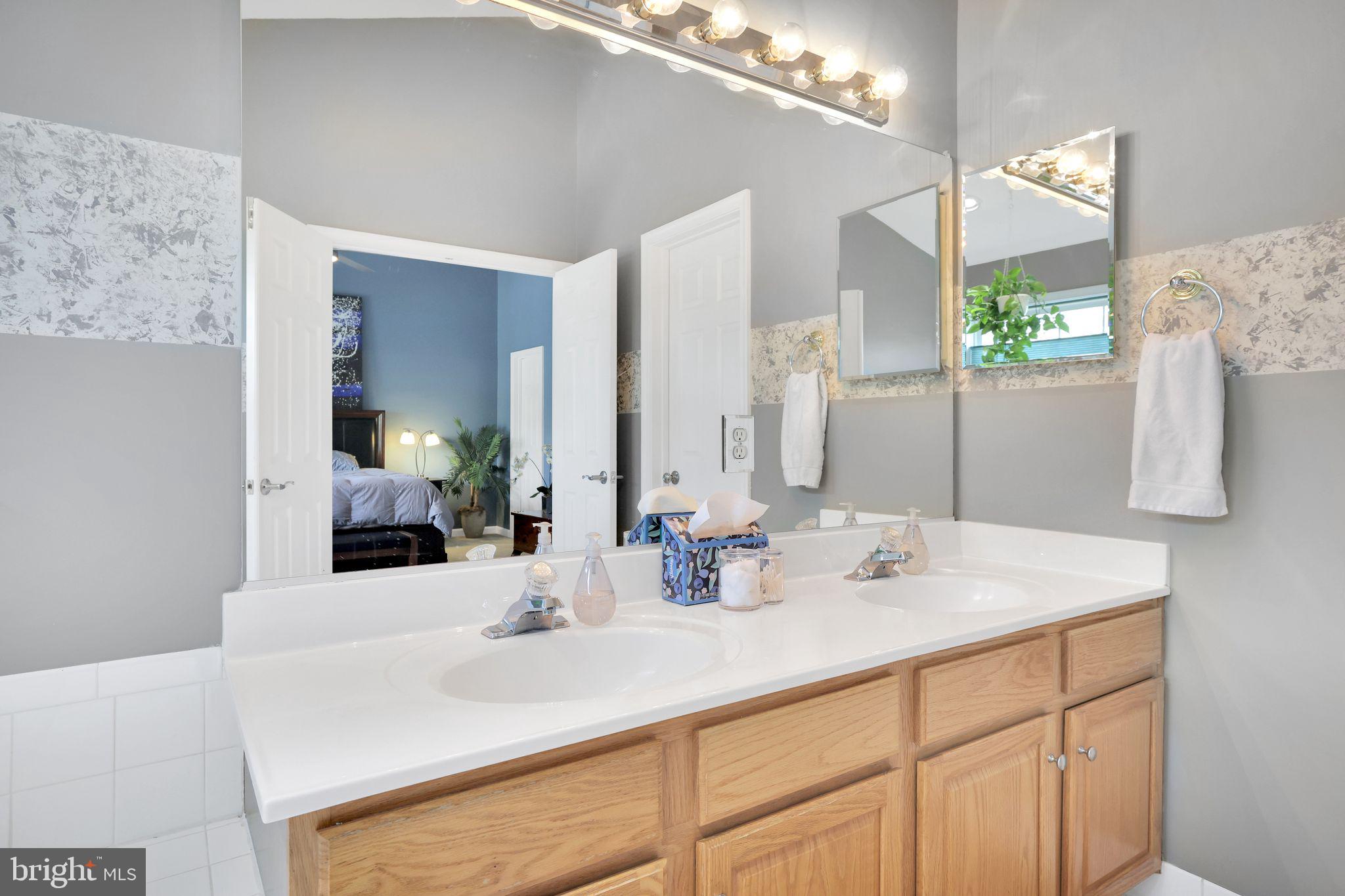 MEMORIAL HEIGHTS - Residential