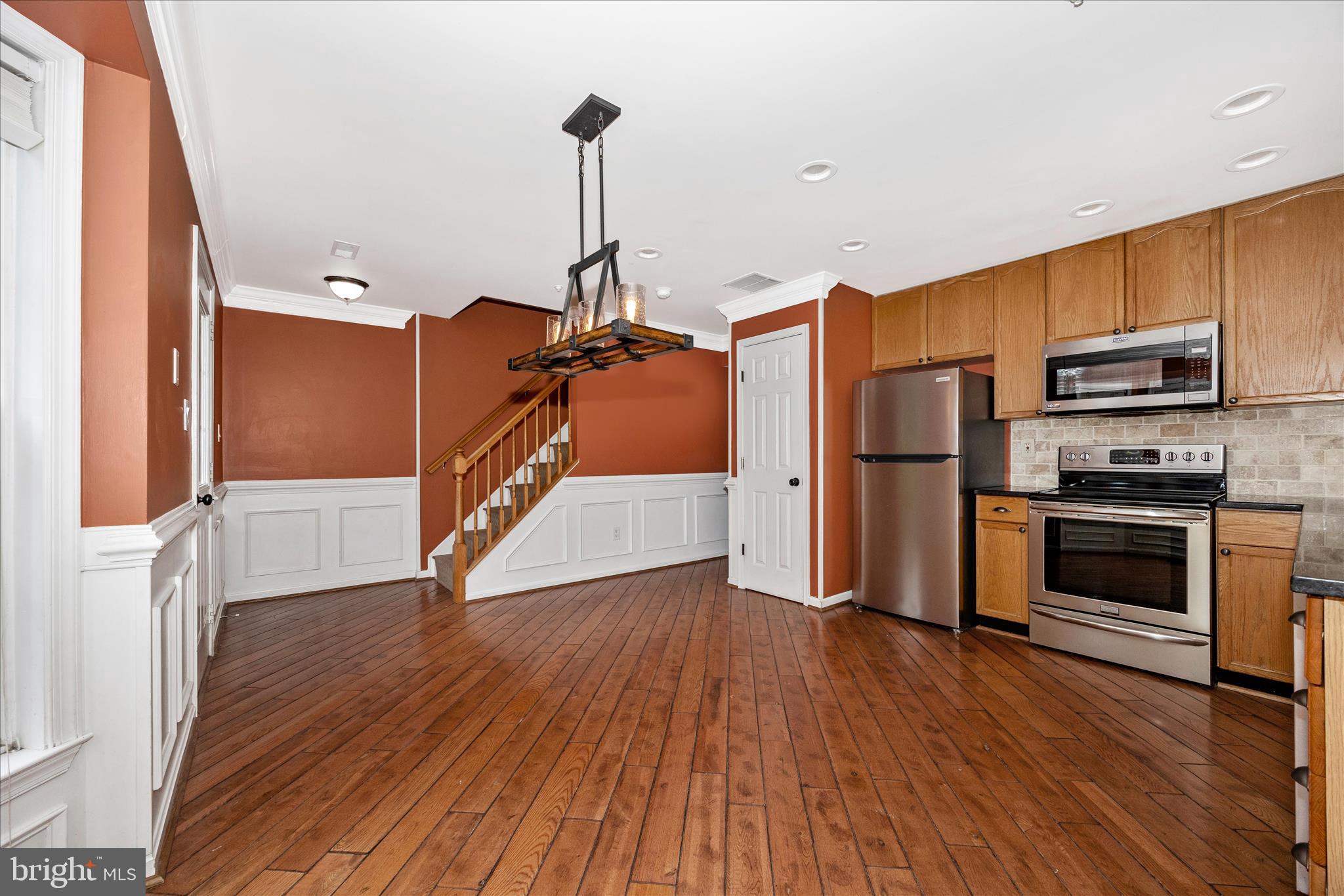 PARKVIEW MANOR - Residential
