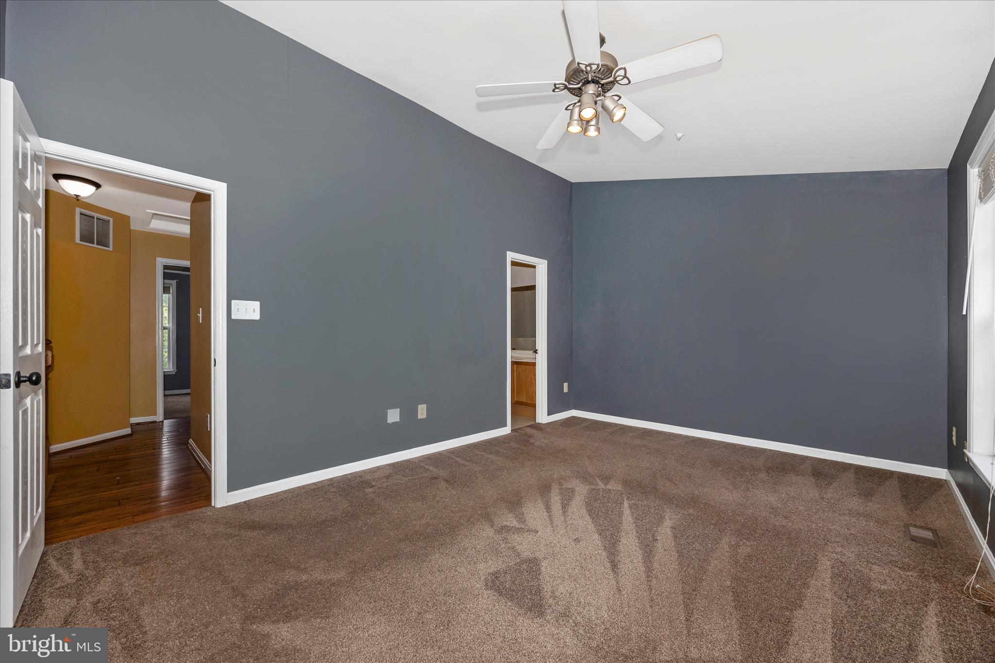 PARKVIEW MANOR - Residential