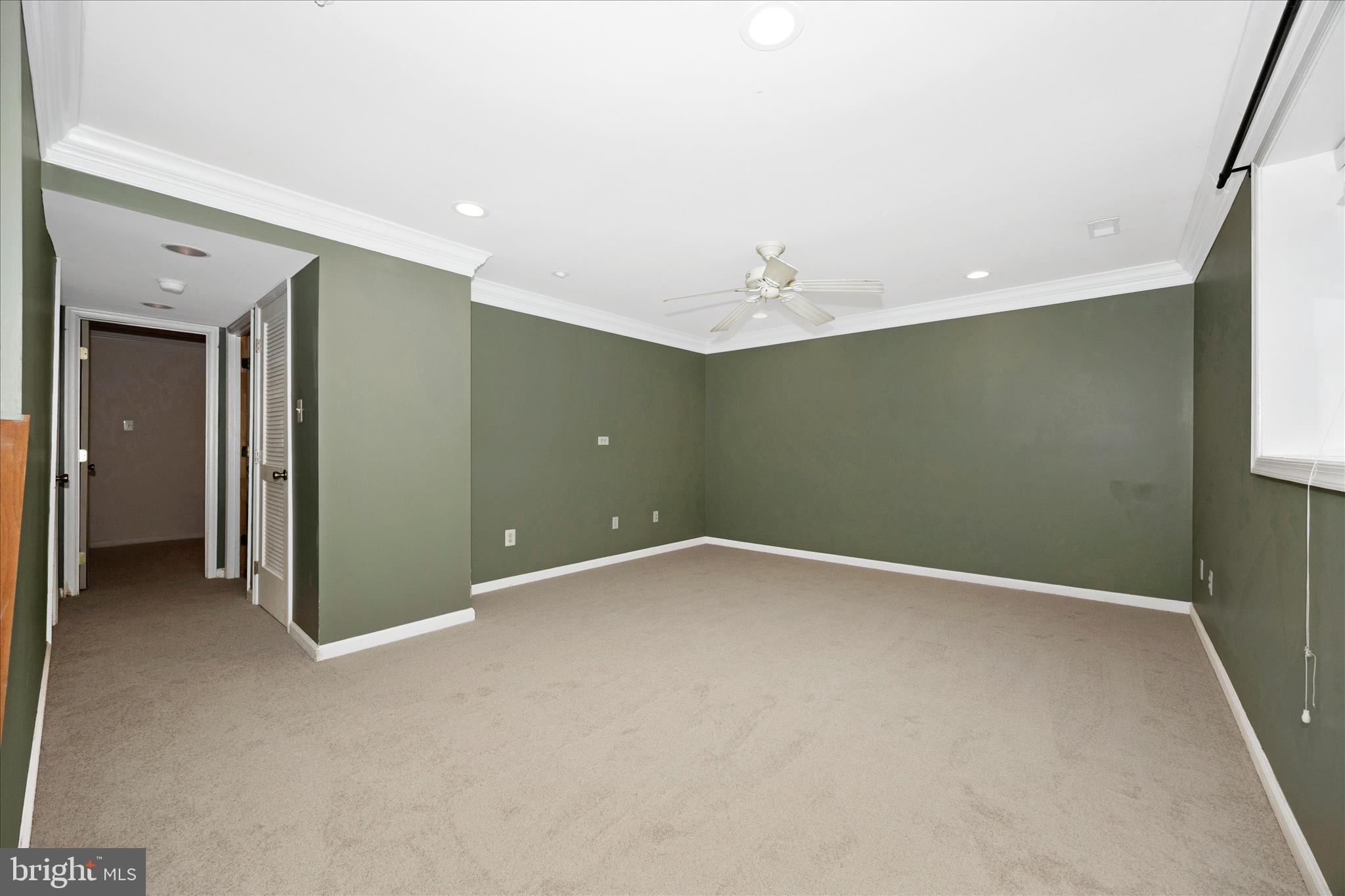 PARKVIEW MANOR - Residential
