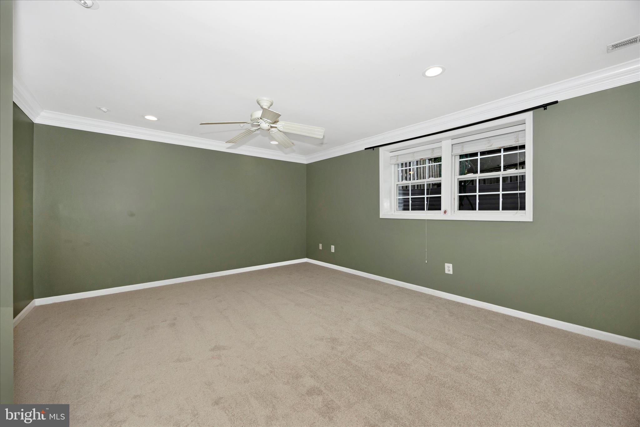 PARKVIEW MANOR - Residential