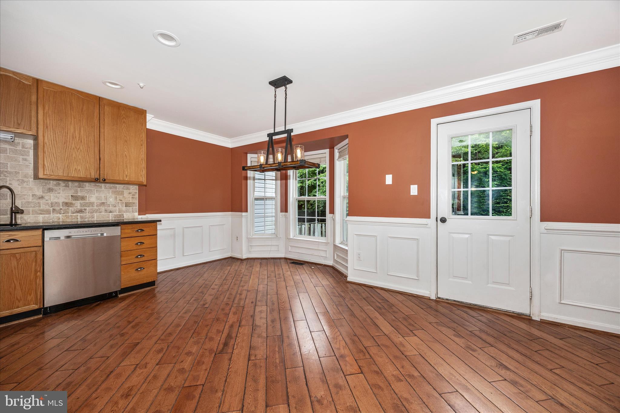 PARKVIEW MANOR - Residential