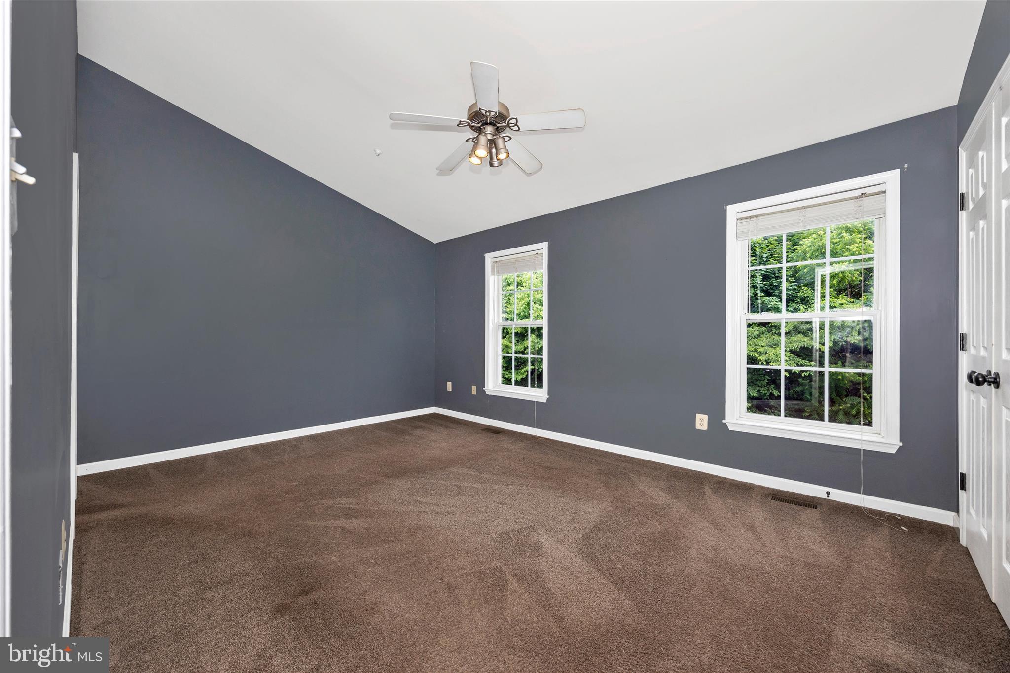 PARKVIEW MANOR - Residential
