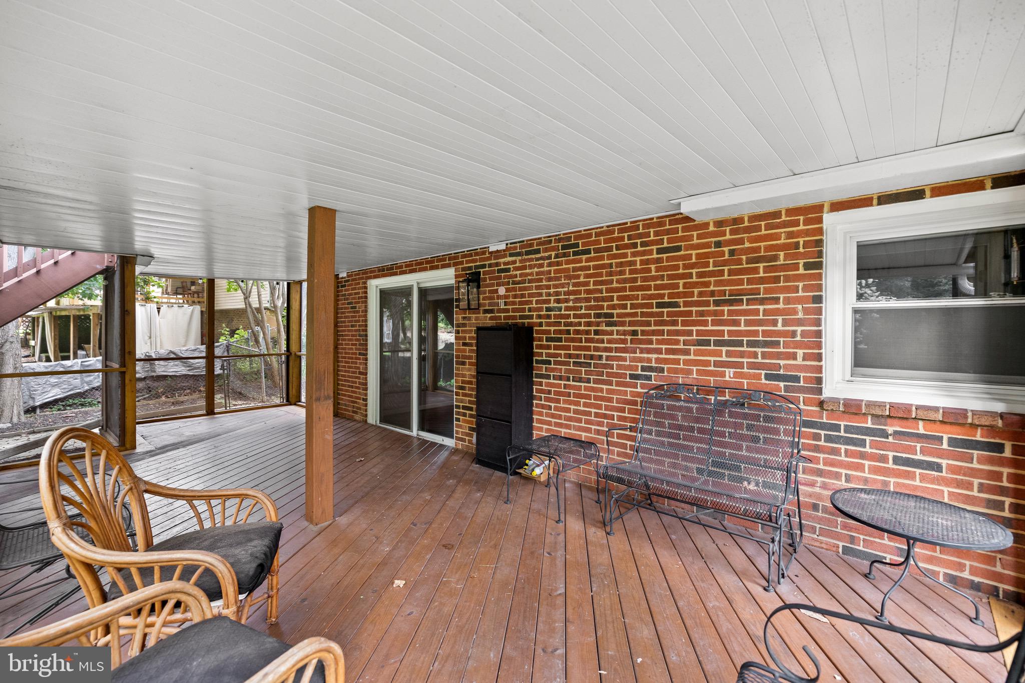 LAKE RIDGE - Residential Lease