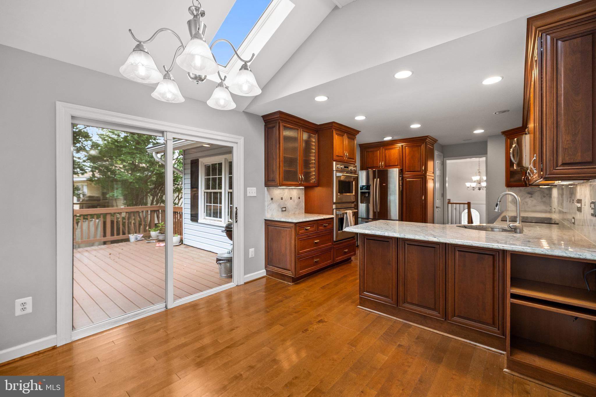 LAKE RIDGE - Residential Lease