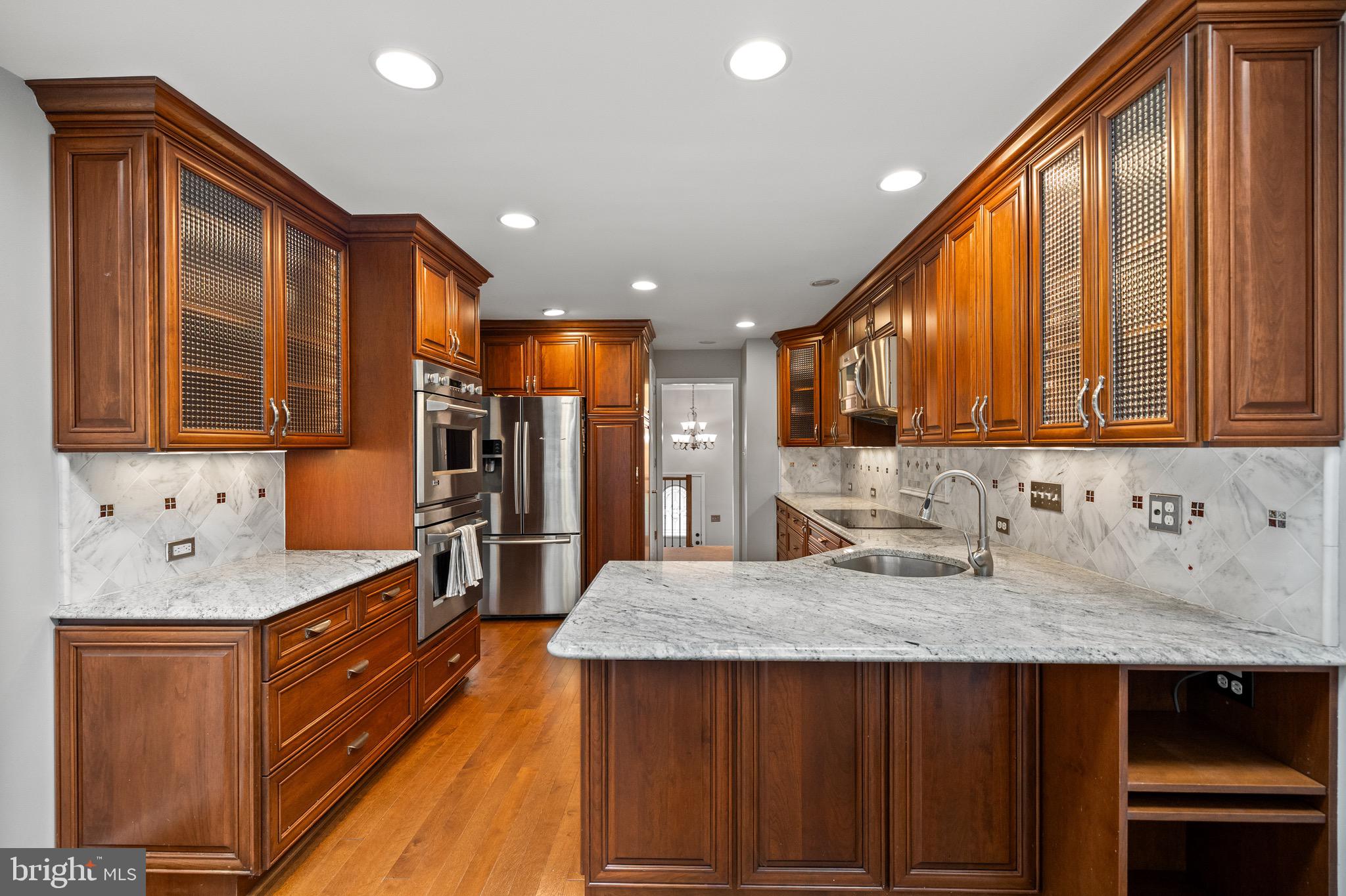 LAKE RIDGE - Residential Lease