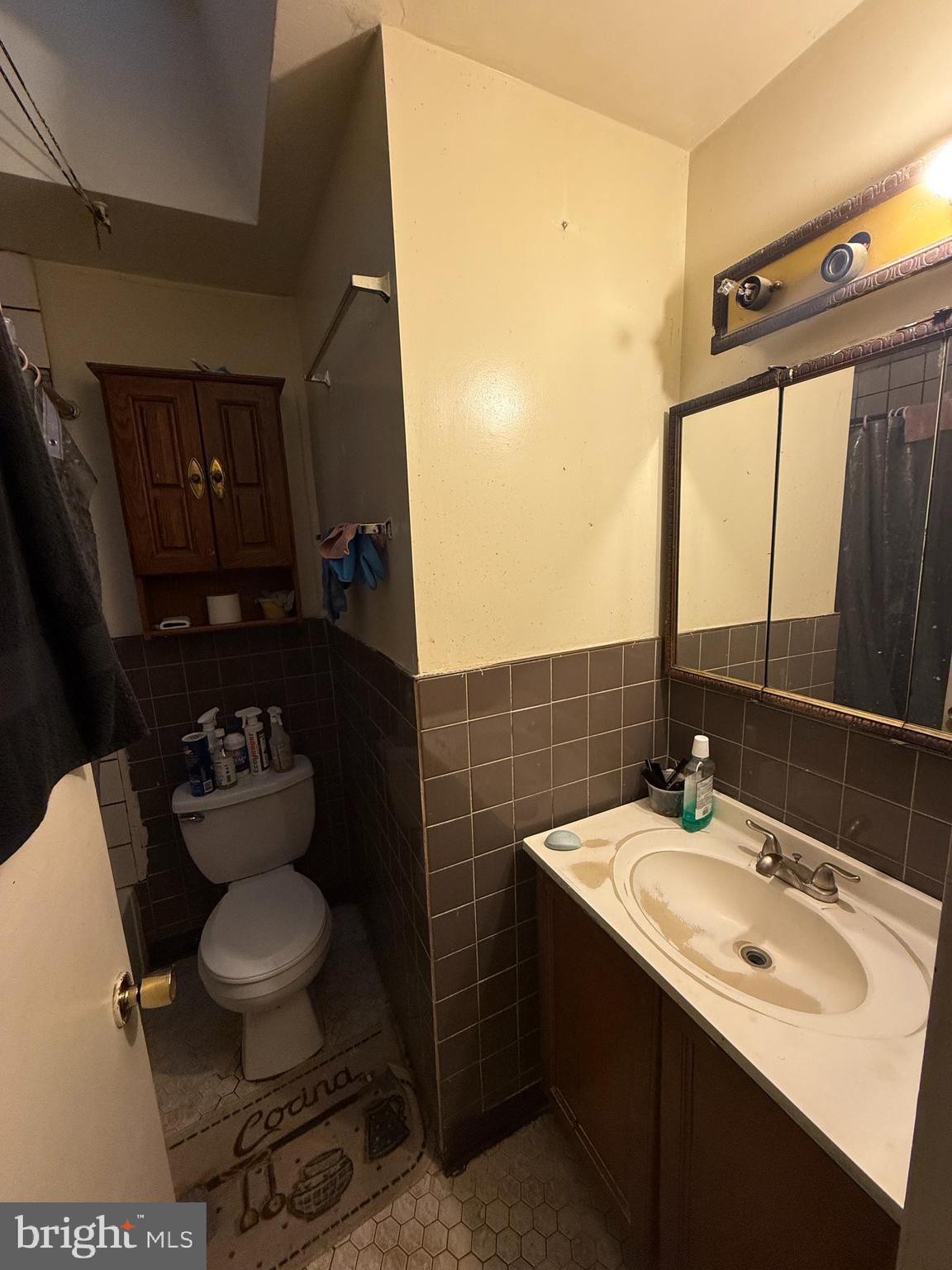 ELMWOOD PARK - Residential