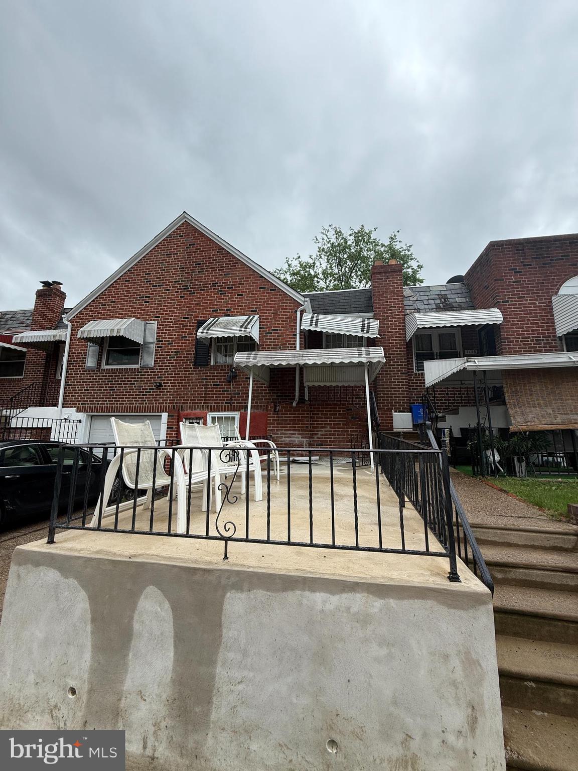ELMWOOD PARK - Residential
