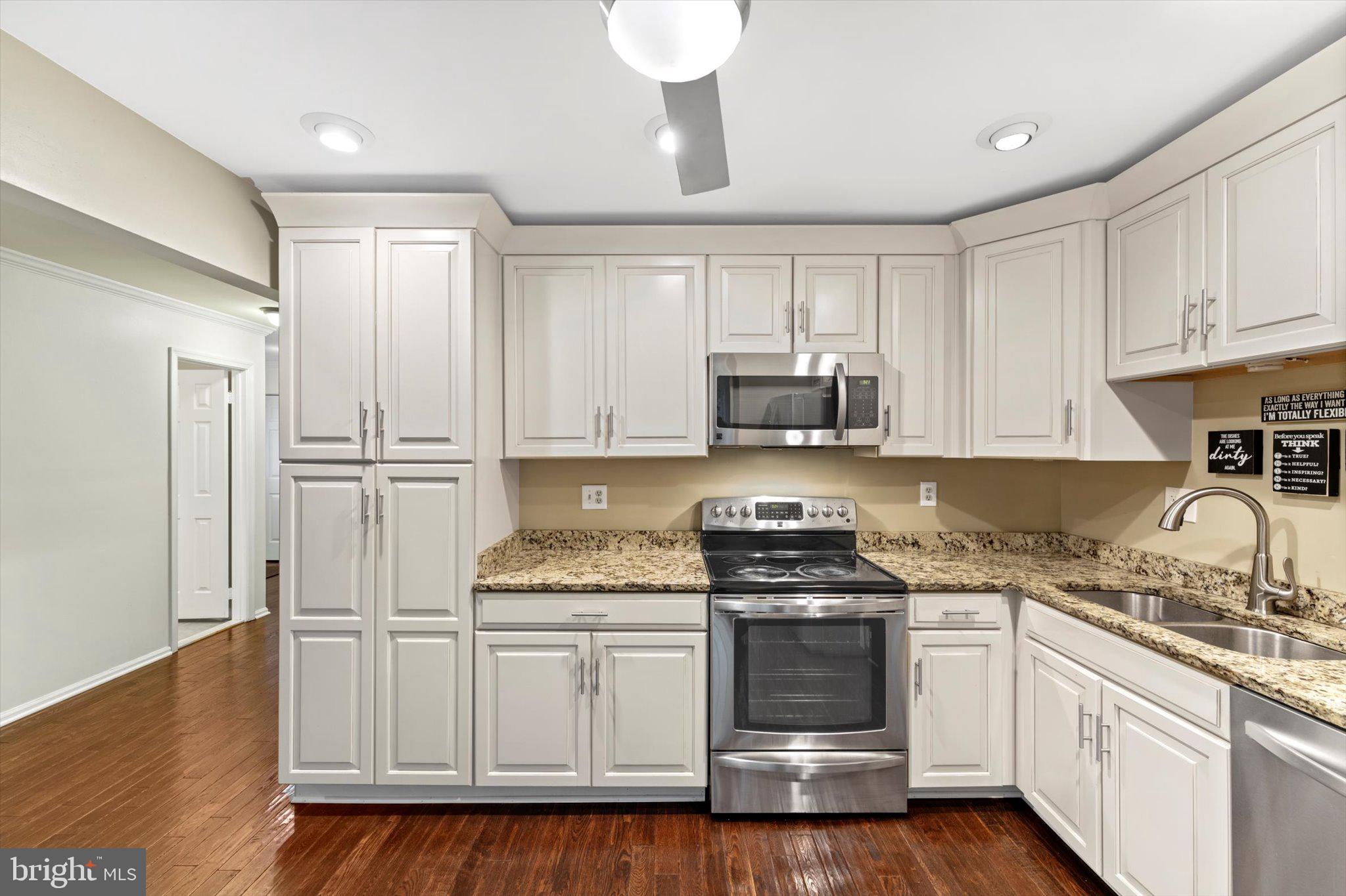 HUNTINGTON AT MT VERNON - Residential