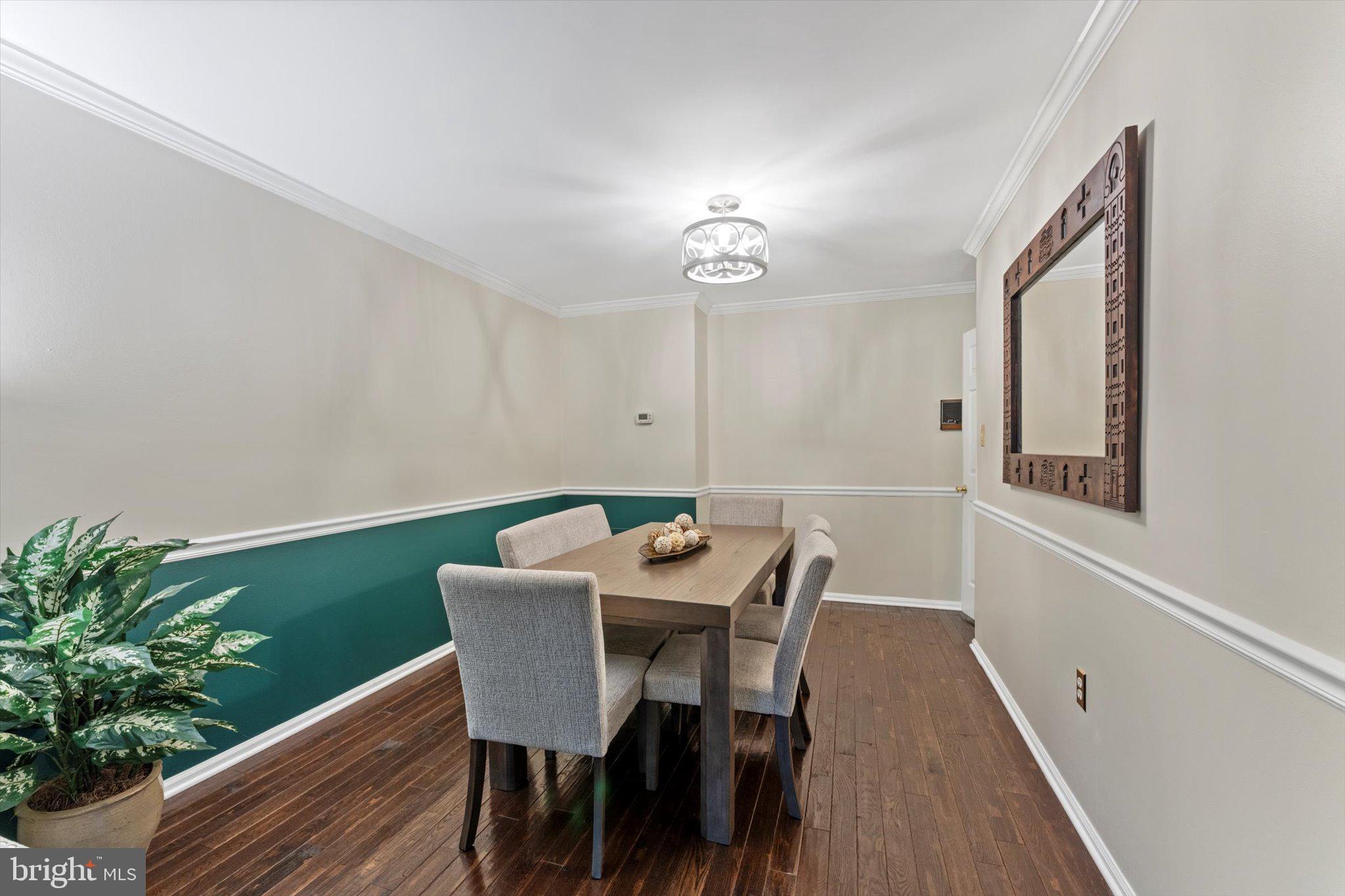 HUNTINGTON AT MT VERNON - Residential