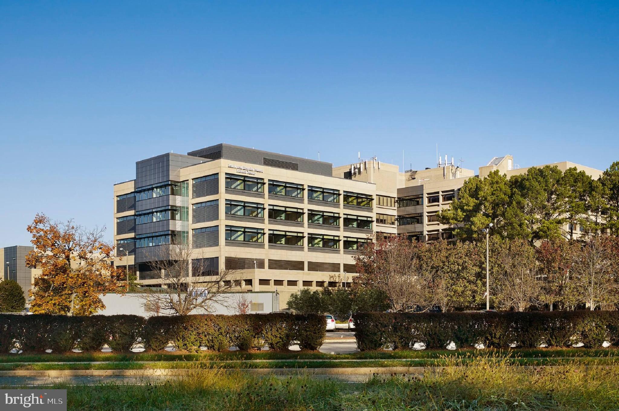 HUNTINGTON AT MT VERNON - Residential