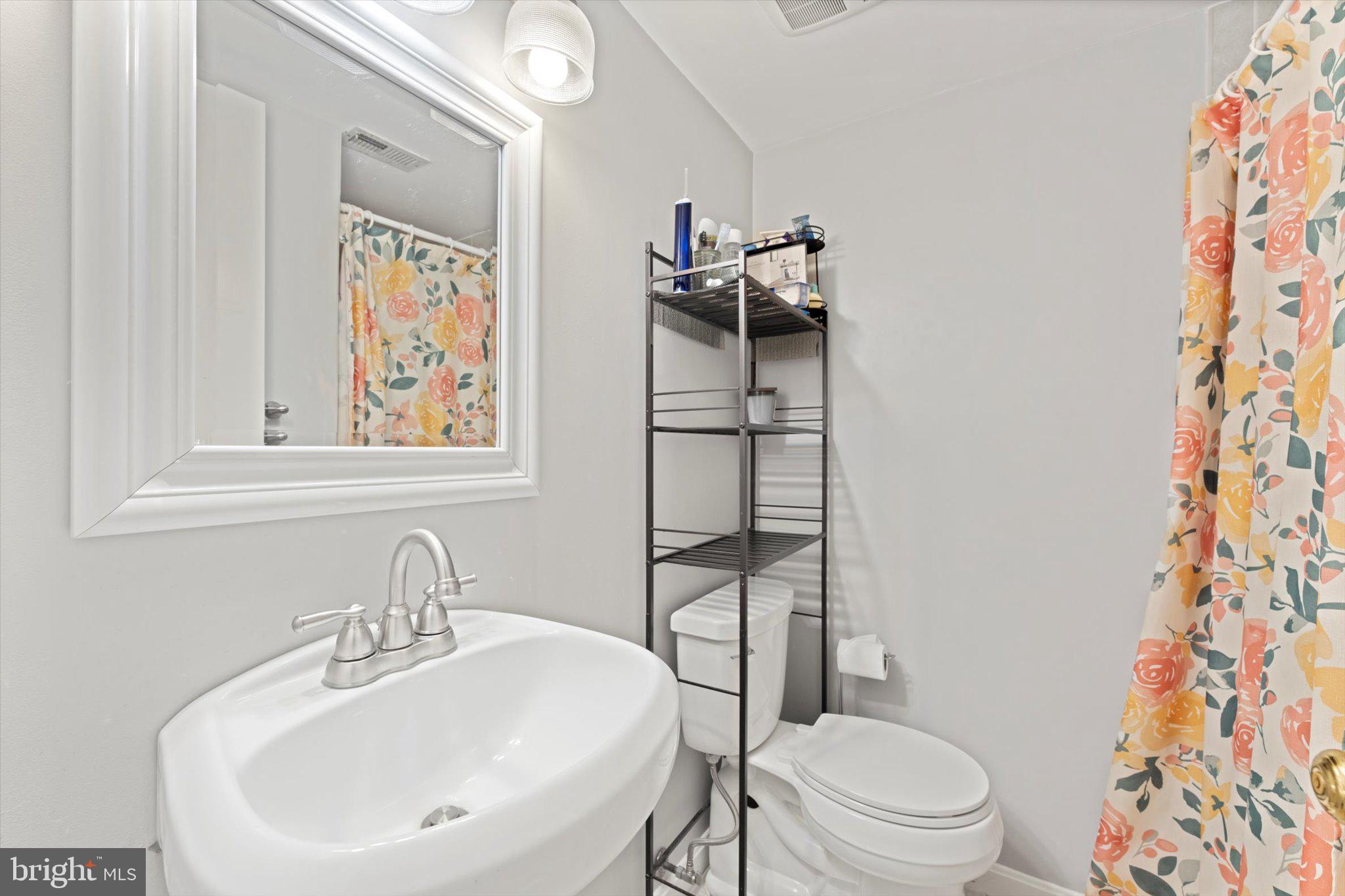 HUNTINGTON AT MT VERNON - Residential