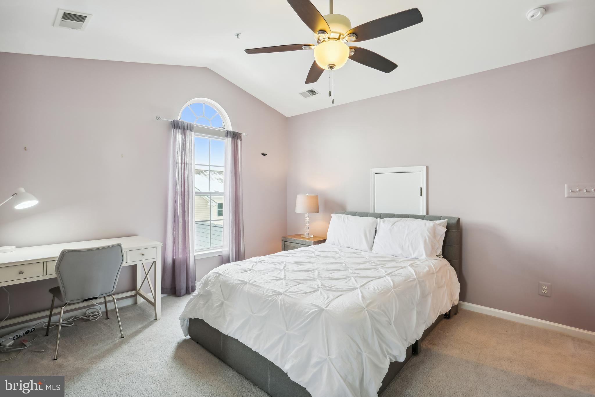 LAKELANDS - Residential