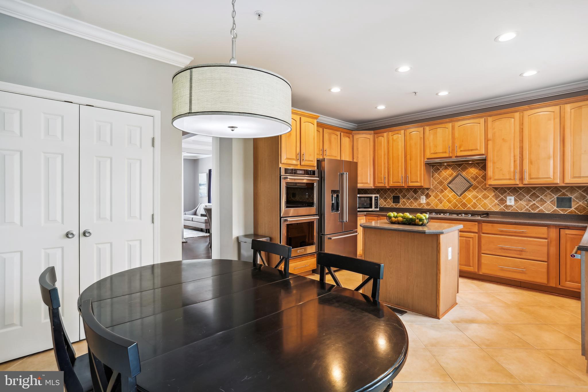 LAKELANDS - Residential