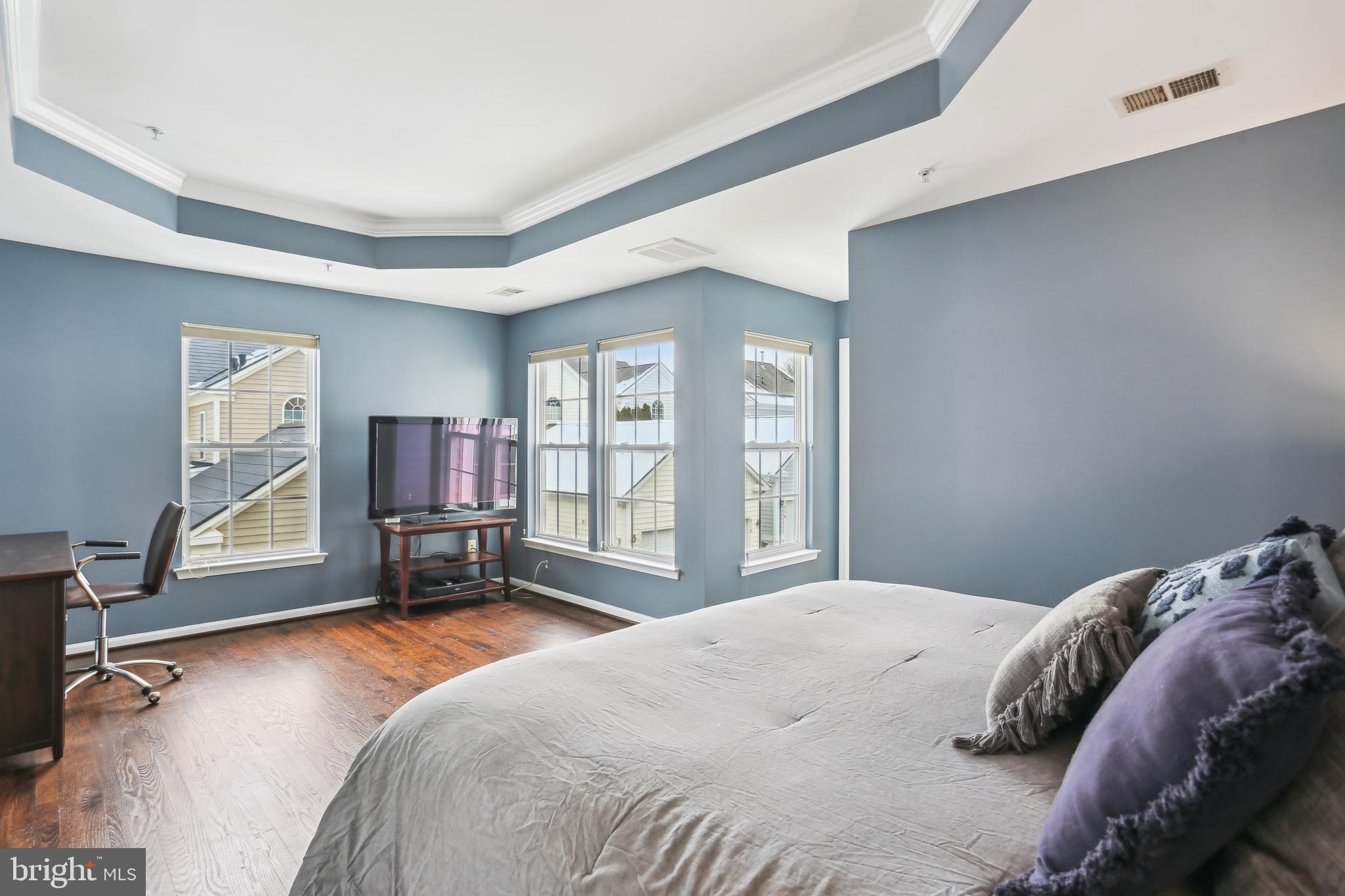 LAKELANDS - Residential