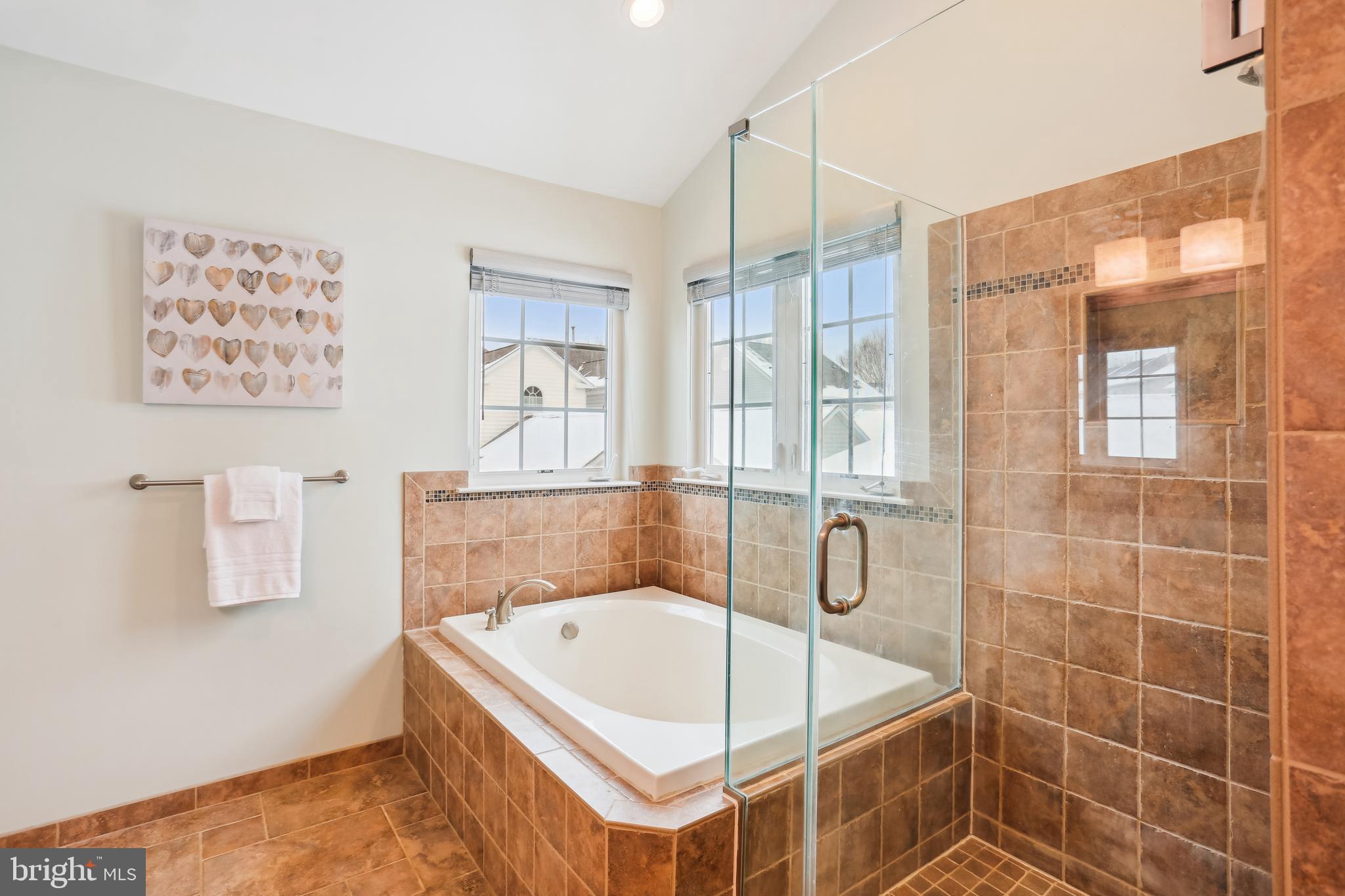 LAKELANDS - Residential