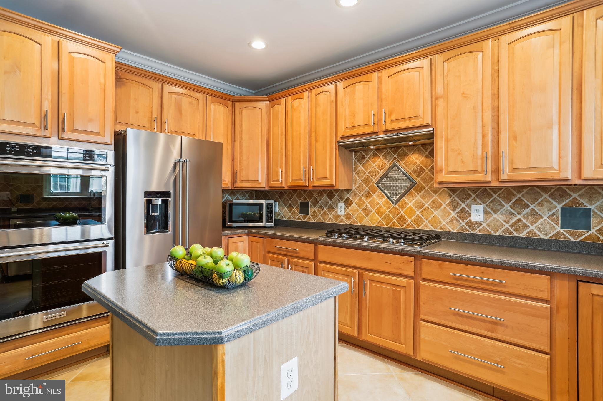 LAKELANDS - Residential