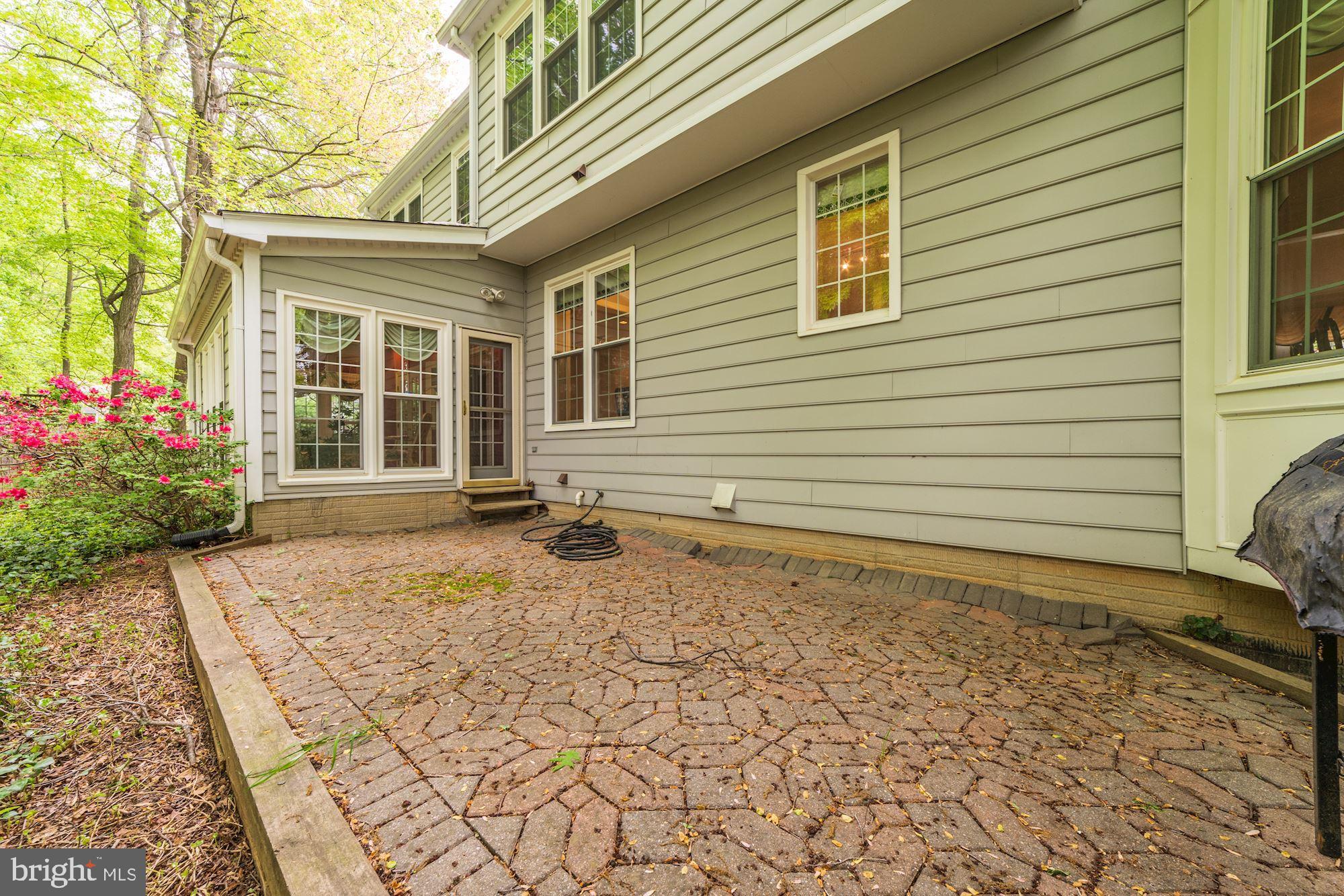 SIGNAL HILL ESTATES - Residential