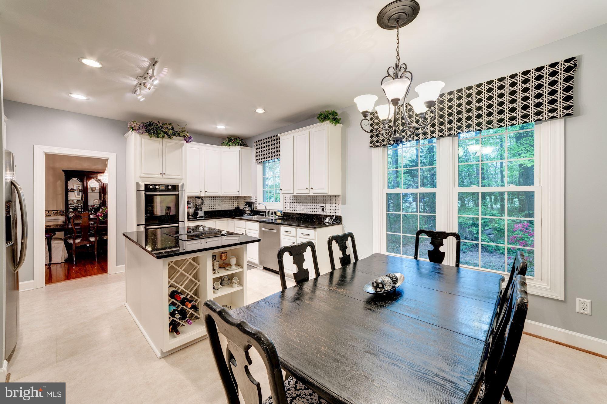 SIGNAL HILL ESTATES - Residential