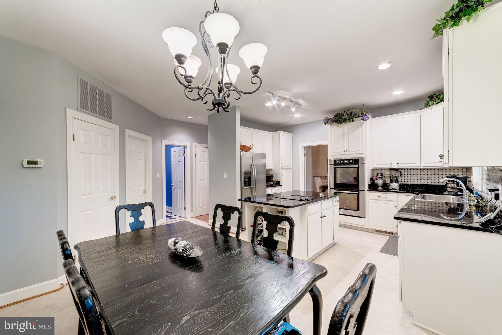 SIGNAL HILL ESTATES - Residential