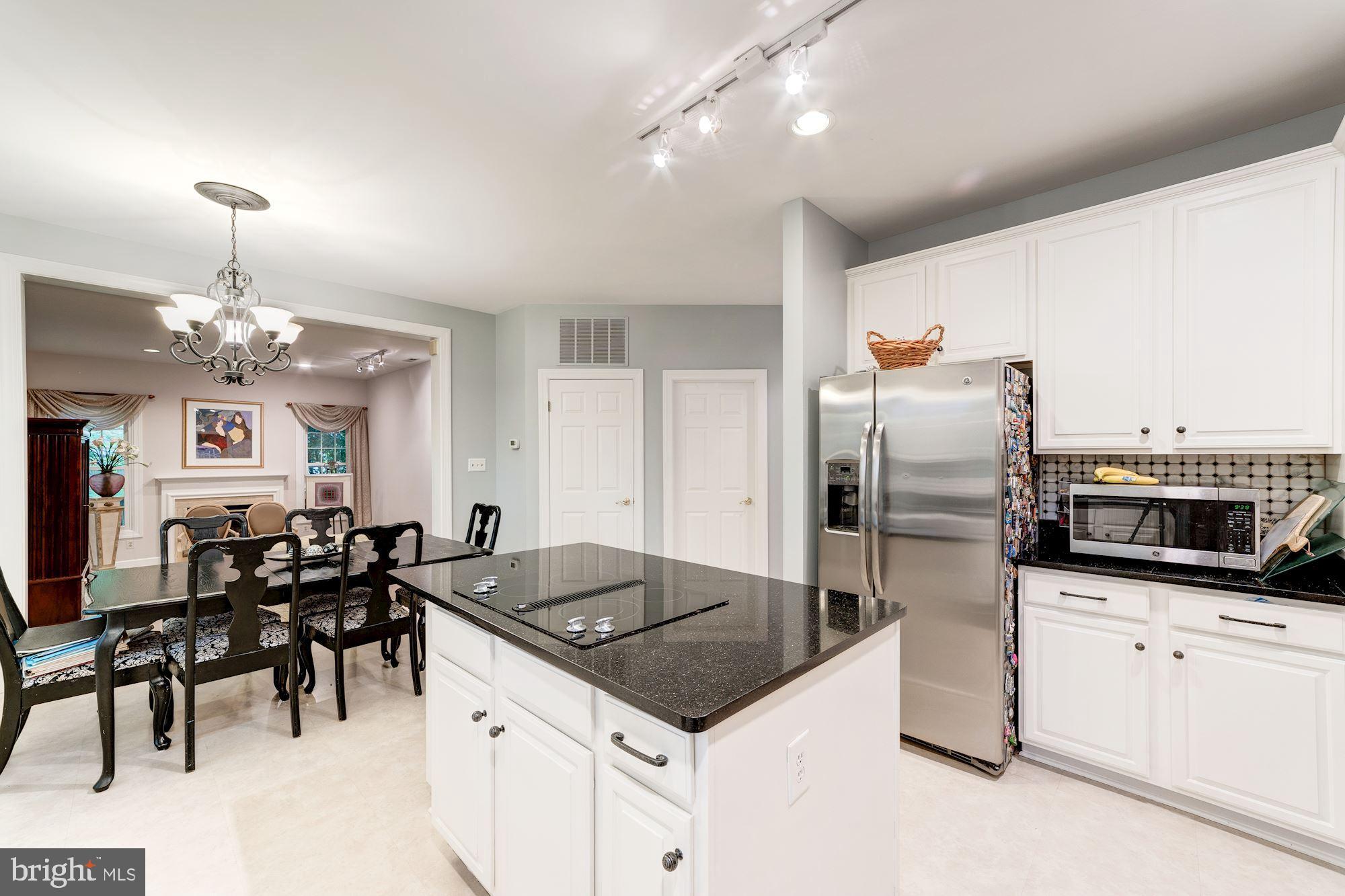 SIGNAL HILL ESTATES - Residential