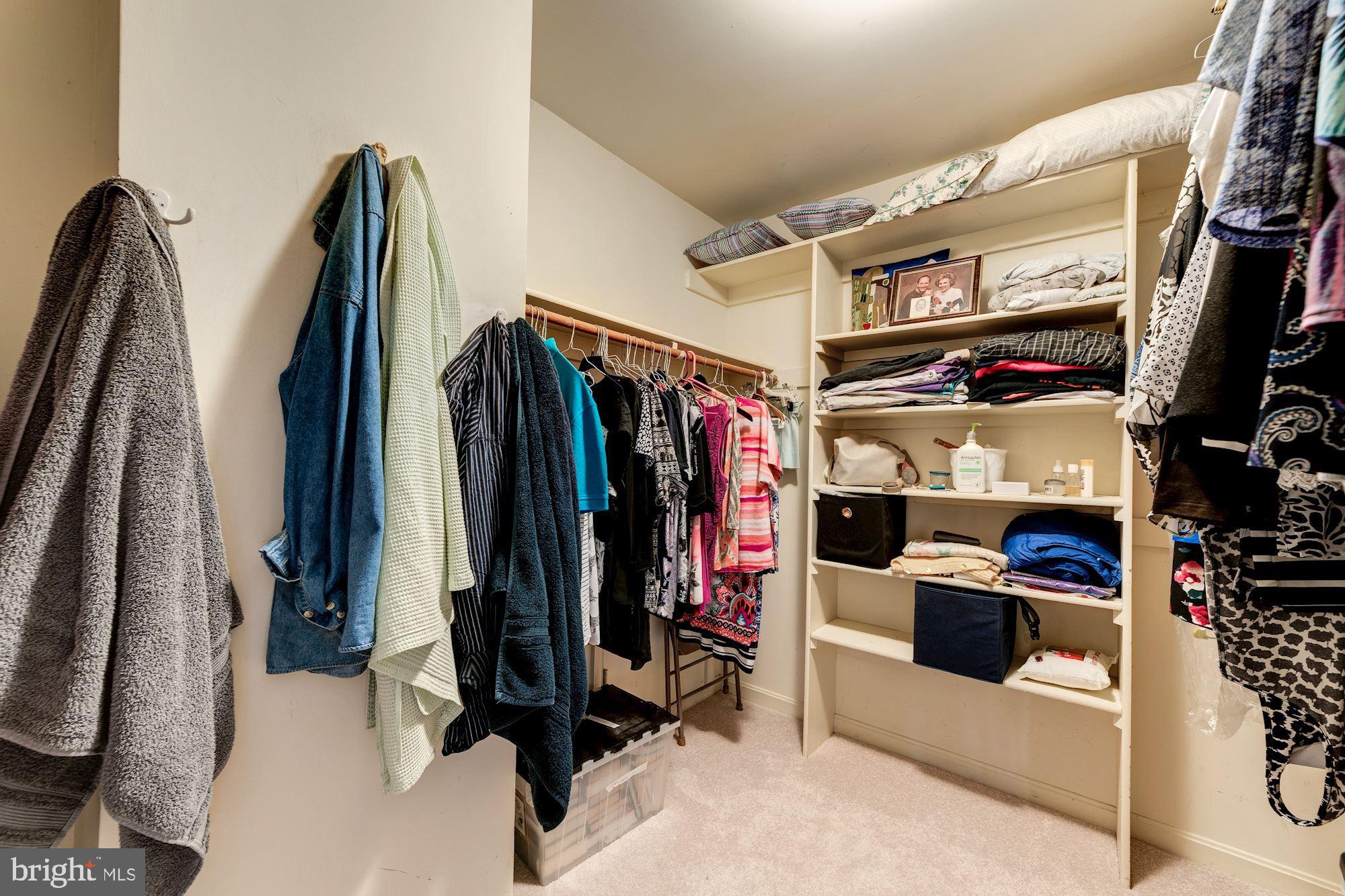 SIGNAL HILL ESTATES - Residential