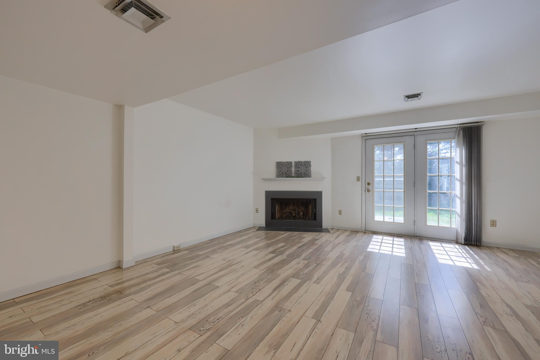 ROCKLEDGE - Residential