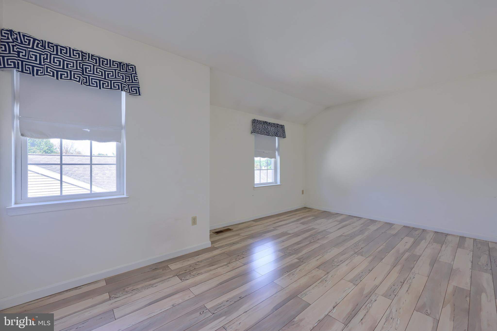 ROCKLEDGE - Residential