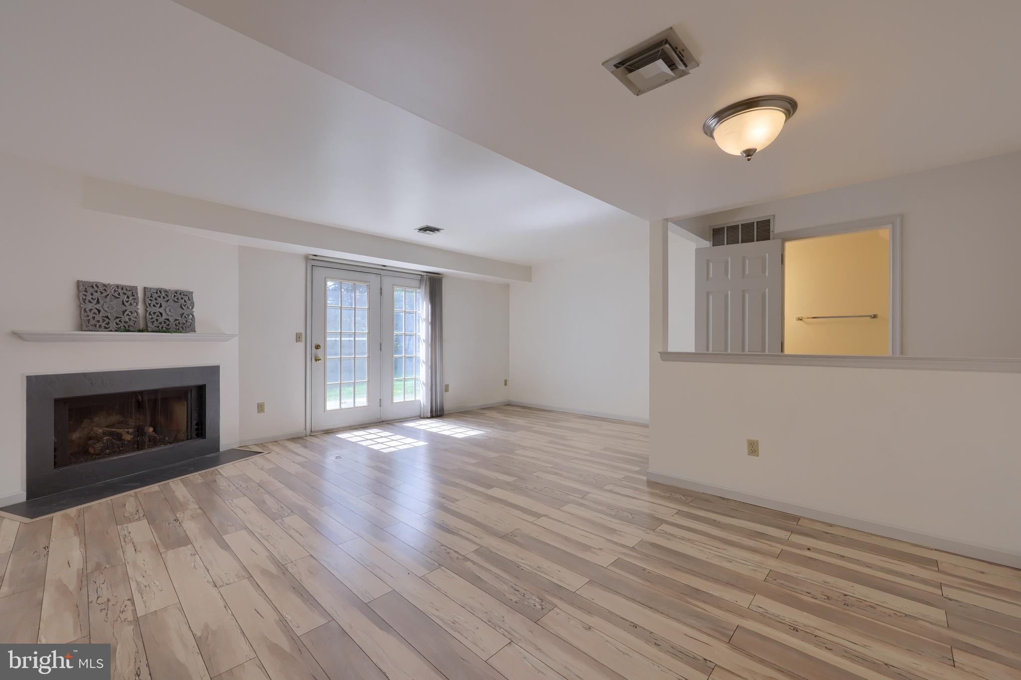 ROCKLEDGE - Residential