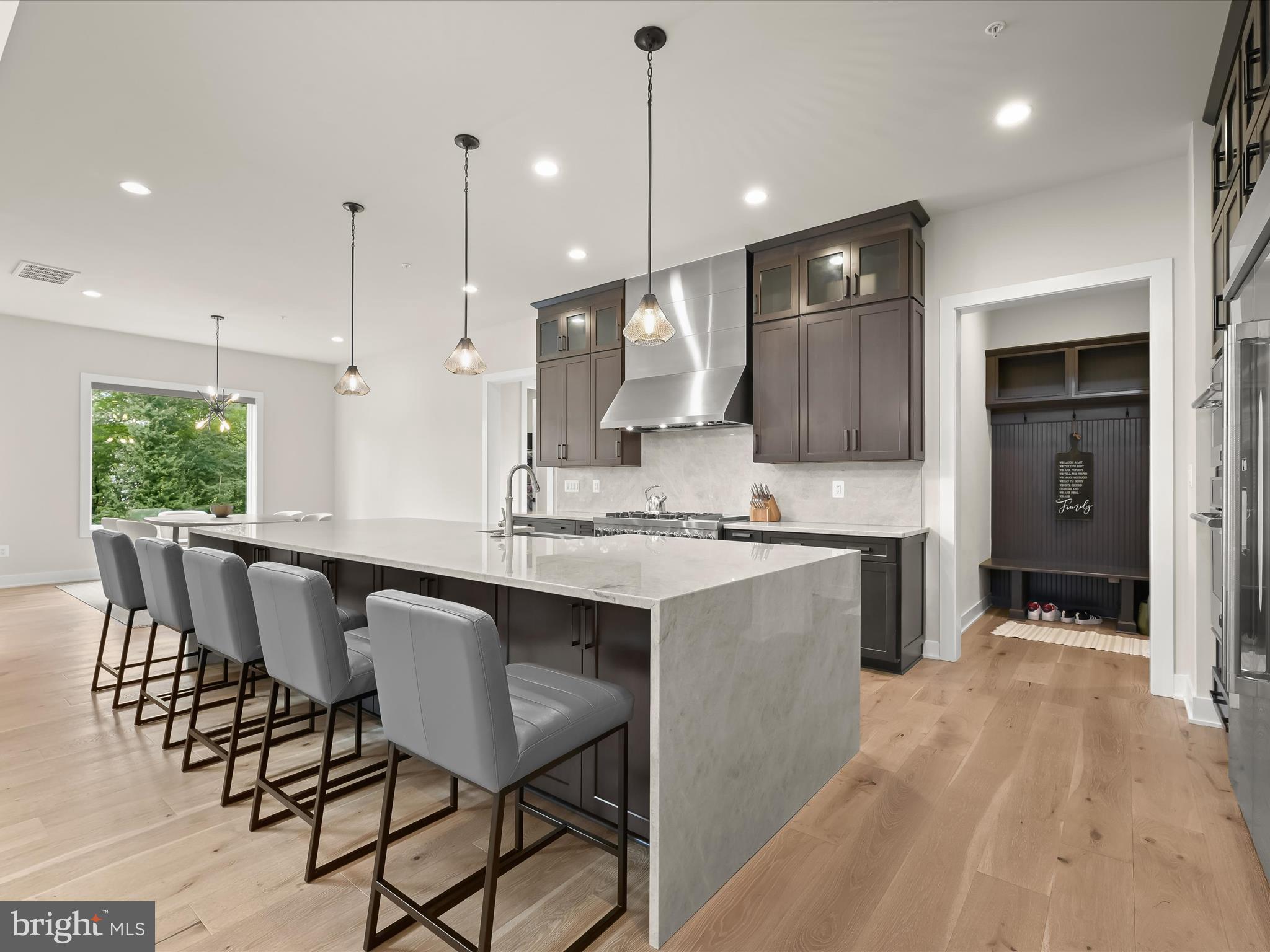 WILLOWCREEK - Residential