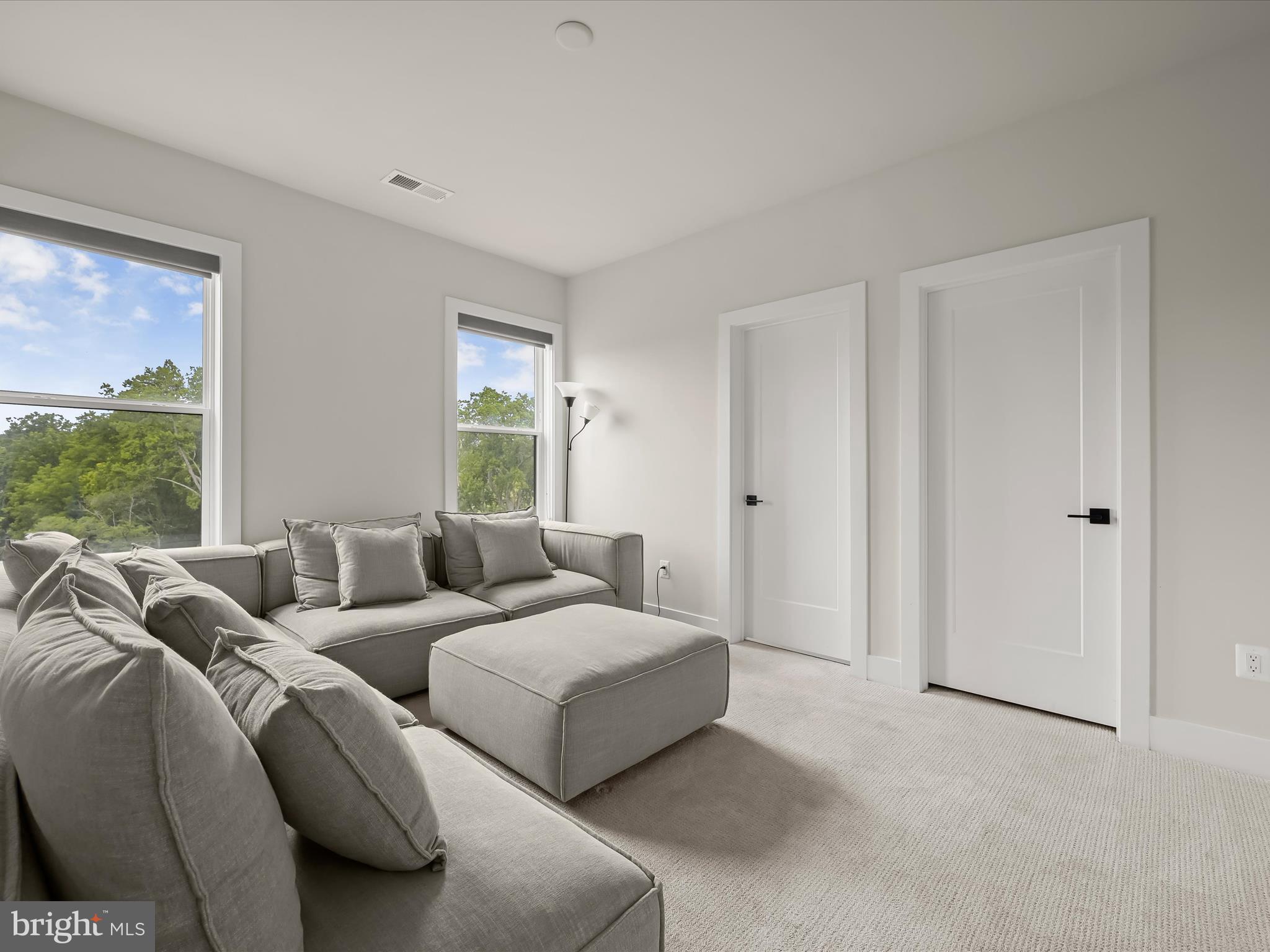 WILLOWCREEK - Residential