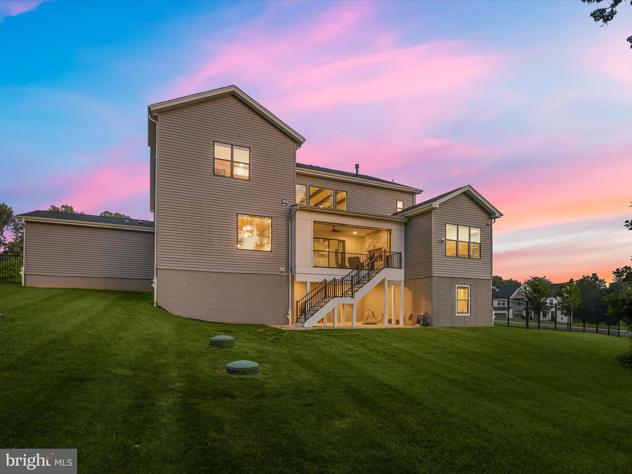 WILLOWCREEK - Residential