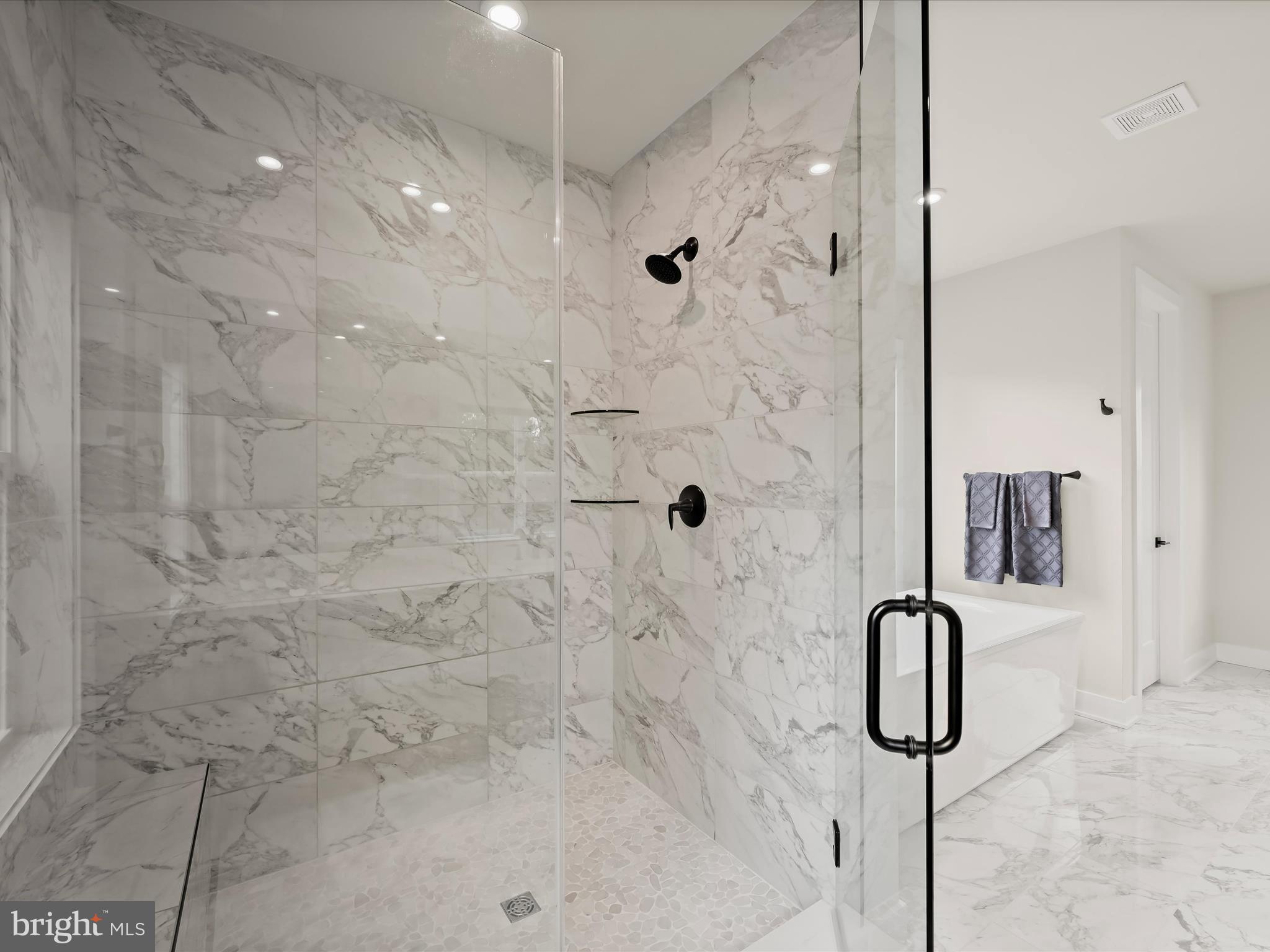 WILLOWCREEK - Residential