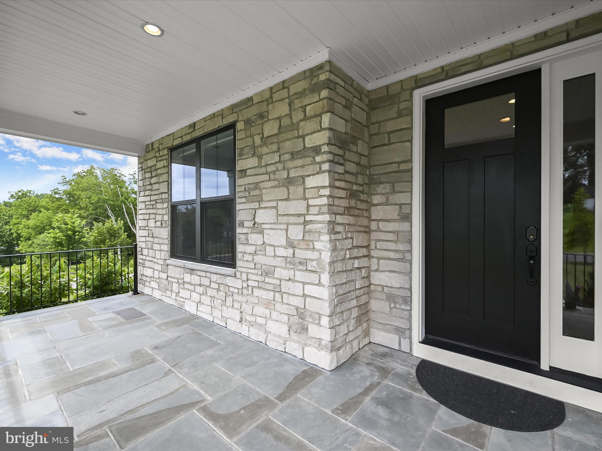 WILLOWCREEK - Residential