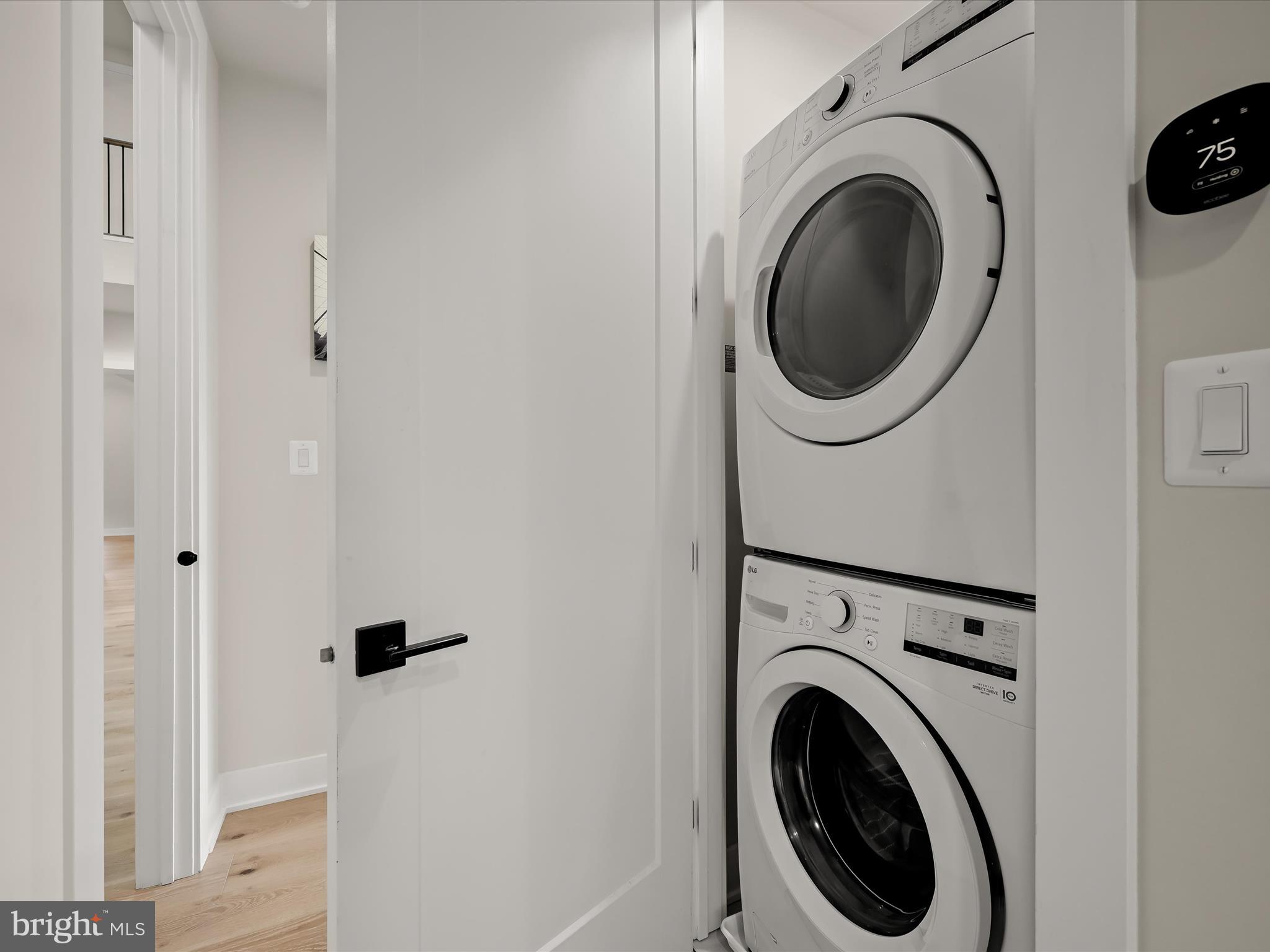 WILLOWCREEK - Residential